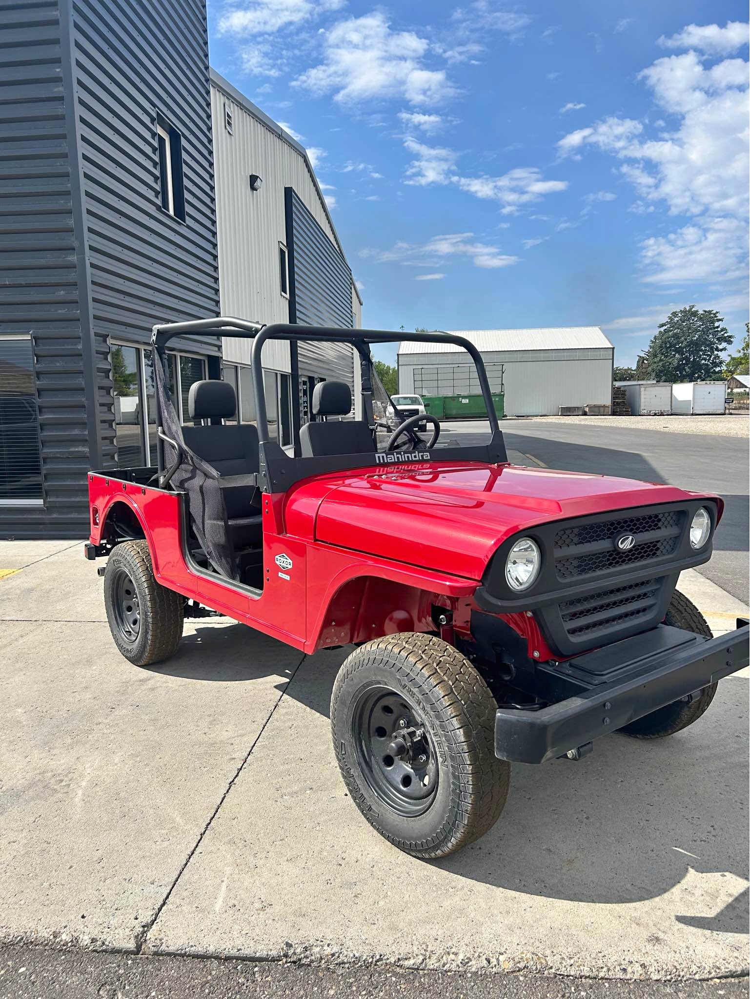 2025 Mahindra Roxor