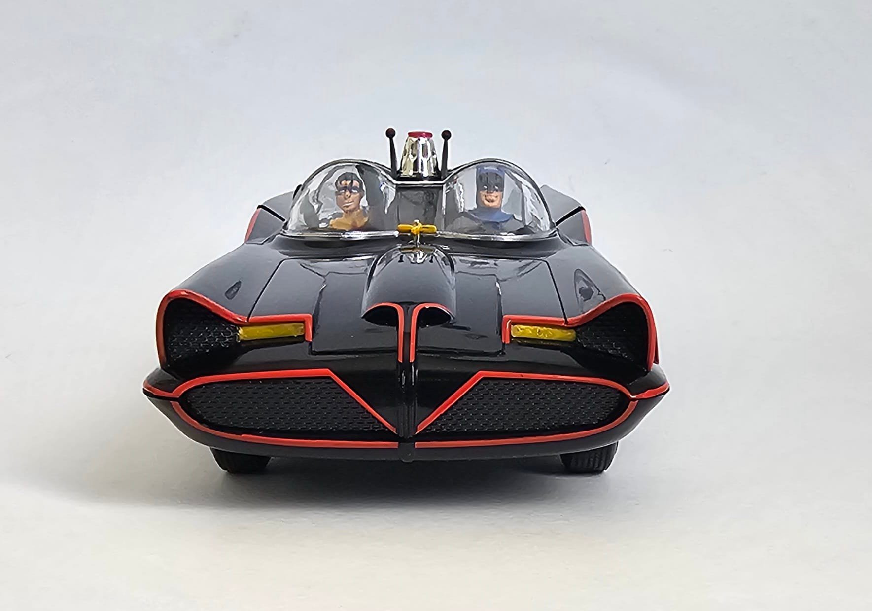 Polar Lights 1/25 Batmobile model kit review