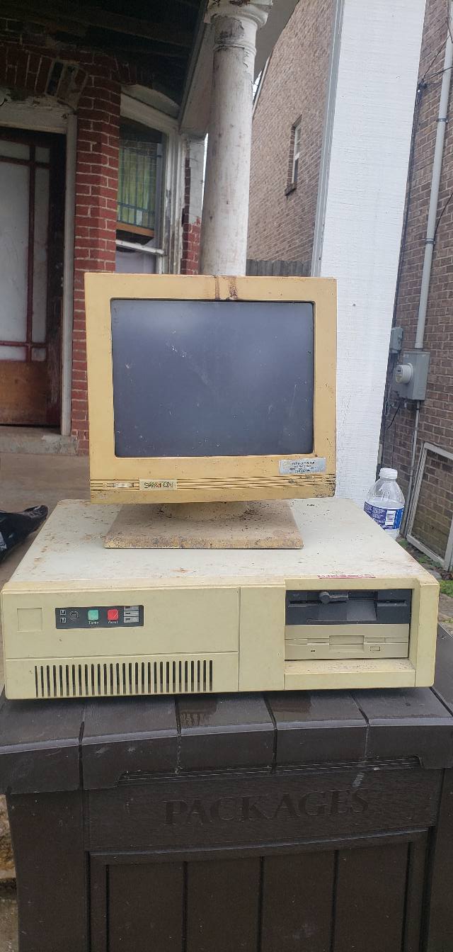 What years were these monitors and computer made?