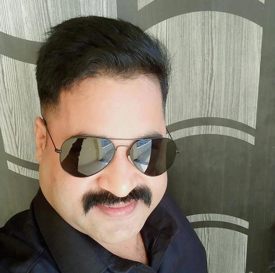 M Hashmi Hashmi