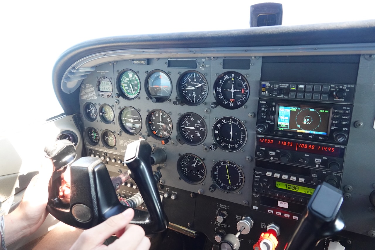 What is Coast Flight's ground school structure like?