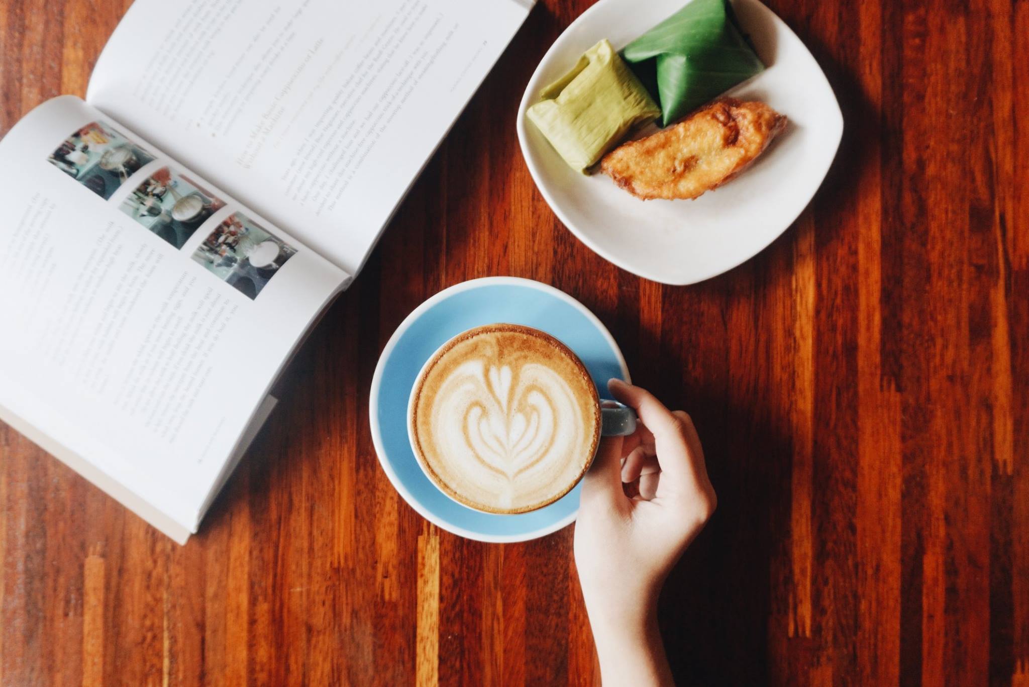 Sore-sore gini enaknya ngopi dan... - Westhoff Cafe & Resto | Facebook