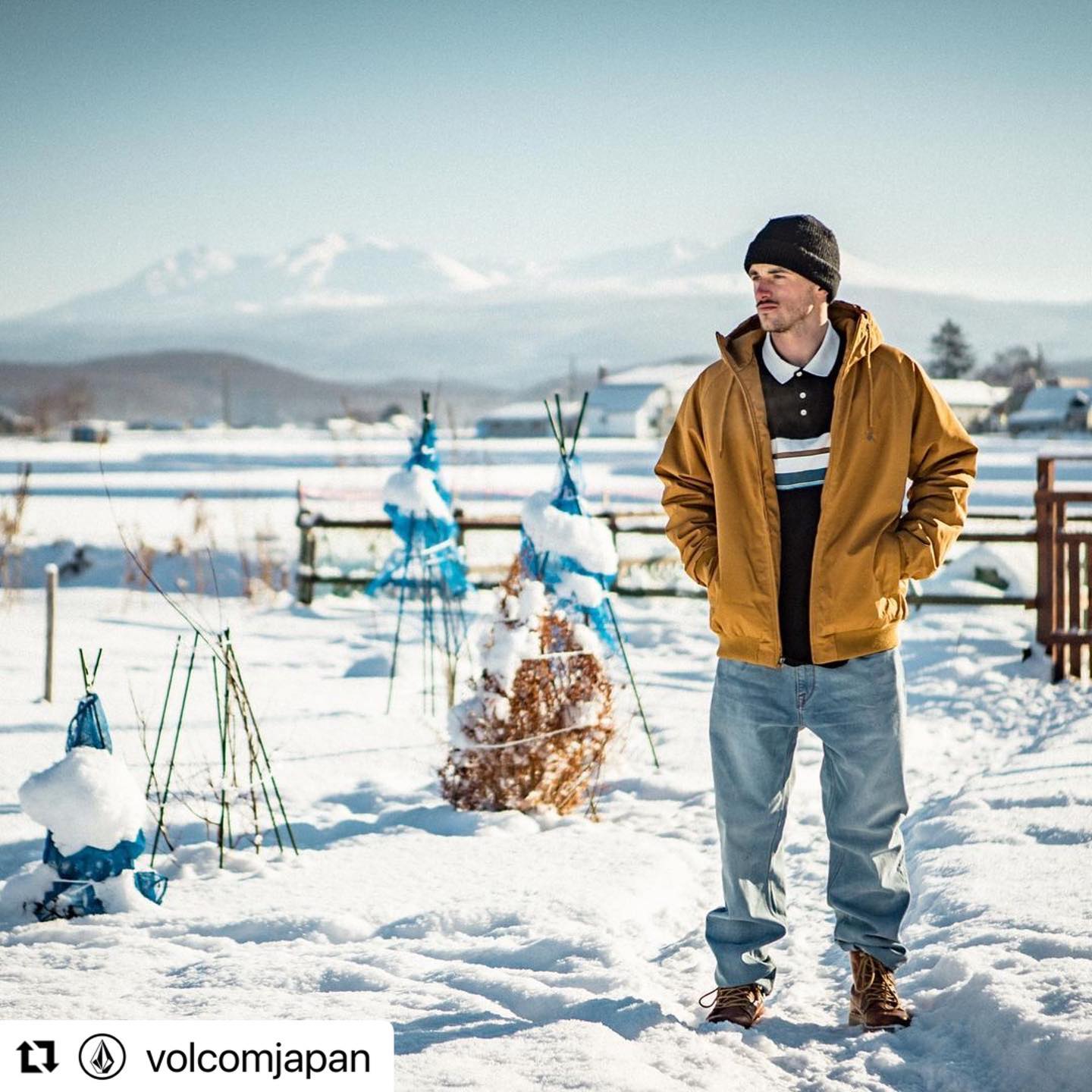 VOLCOM . 毎シーズン人気のブルゾン 