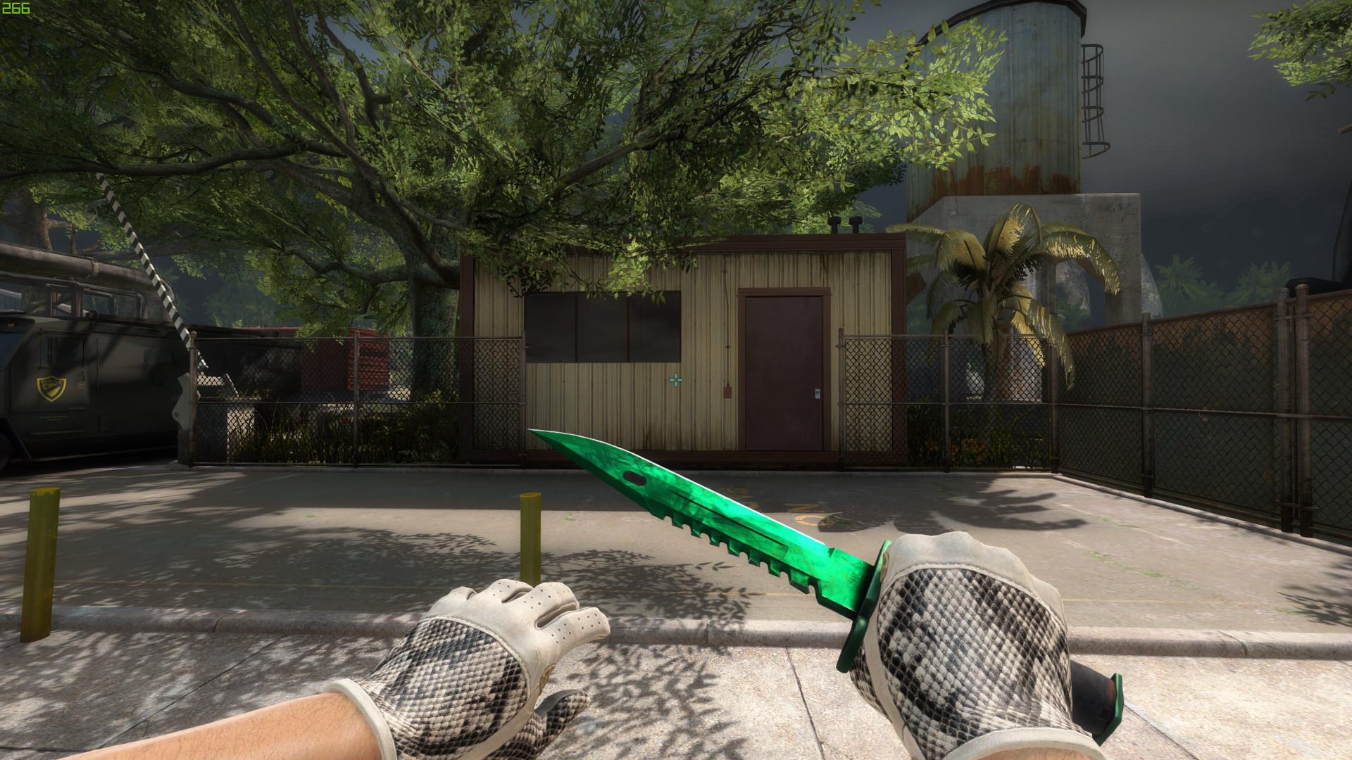 Steam - M9 Emerald + King Snakes gloves https://csgo.steamanalyst.com ...