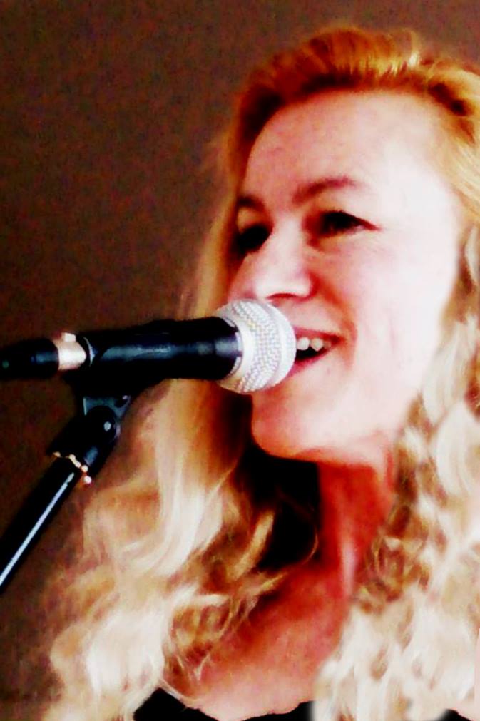 Odile Rault (Singer)