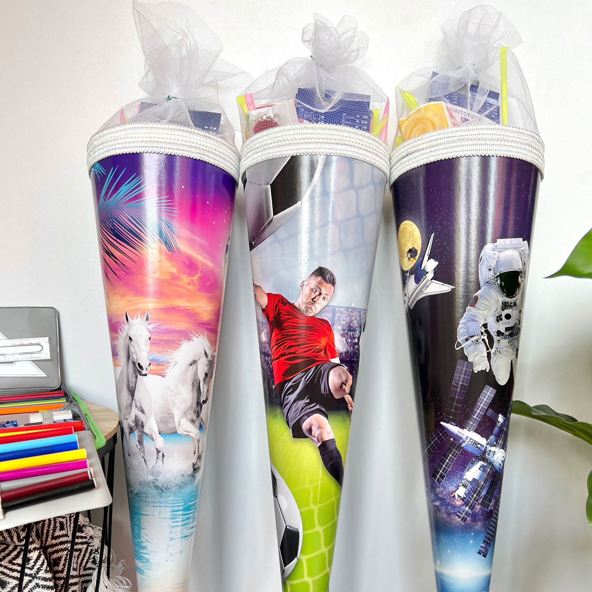 🎁Schultüten-Verlosung 🎁 [BEENDET] Die Einschulung eurer Klein steht vor der Tür? 🤔 Dann macht bei unserer Verlosung mit!😍 ⁣ Wir verlosen insgesamt drei prall gefüllten Schultüten ❤ Was ihr dafür tun m