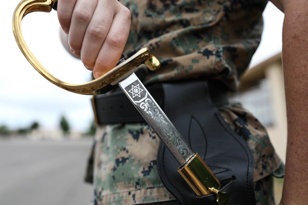 dress blues usmc nco sword The Mameluke is worn by Marine Corps officers along with their at formal ceremonies and functions — during which historic battle was this sword presented to Marines for their SIZE:S 18 Best plus size red and black bridal dress usmc mameluke sword