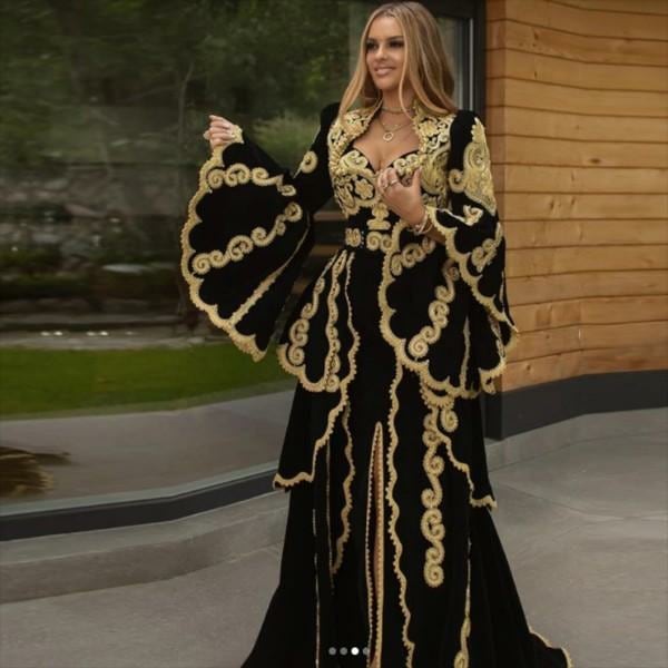 Sabina Catour - The Queen 👸 Has Arrived. Get these gowns... | Facebook