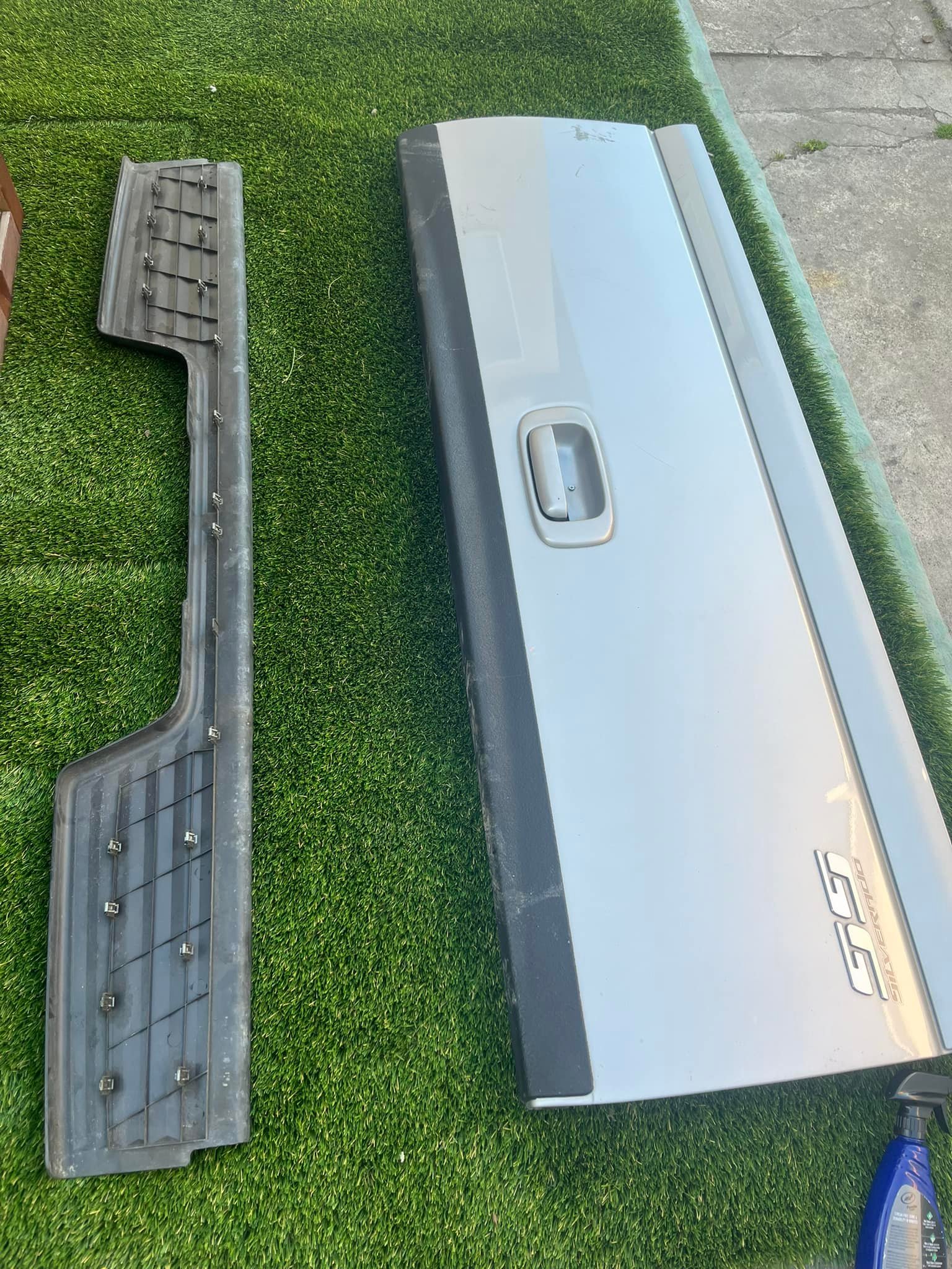 Secure Scuff Pad Clips for 1959 Impalas