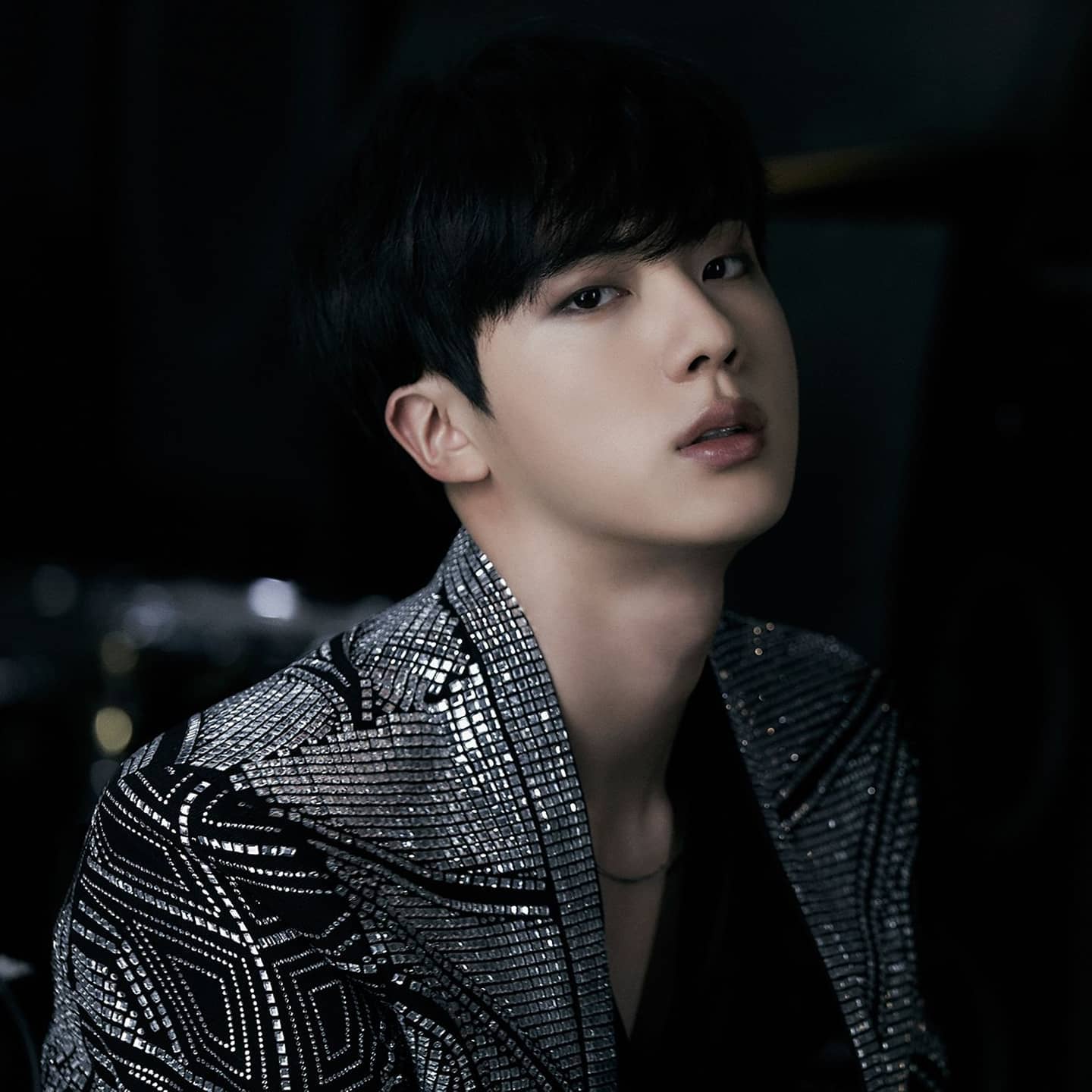 BTS MAP OF THE SOUL ON:E CONCEPT PHOTOBOOK ROUTE VER [YOUTH] . Are