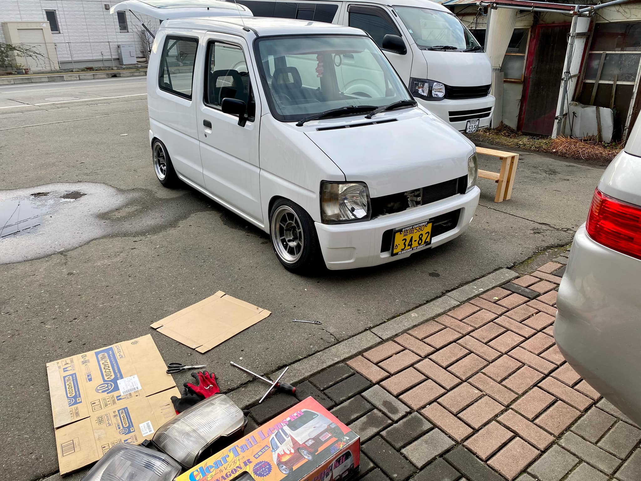 クリアヘッドライトが何故か2セットあるので装着? . #ct21s #ct51s 