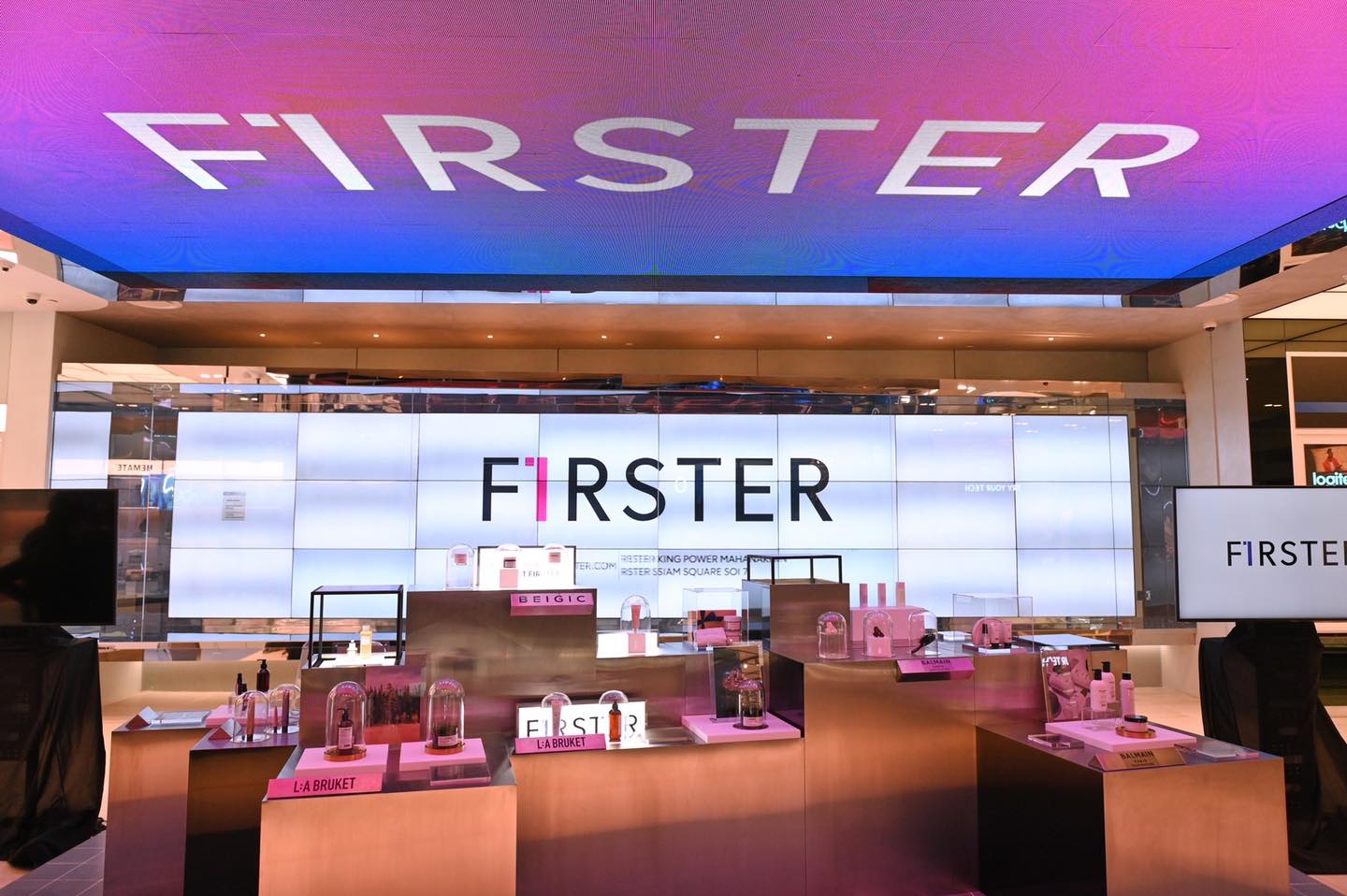 อลังการสุดๆ เปิดแล้ววันนี้ FIRSTER... - PaikubPro : ไปกับโปร