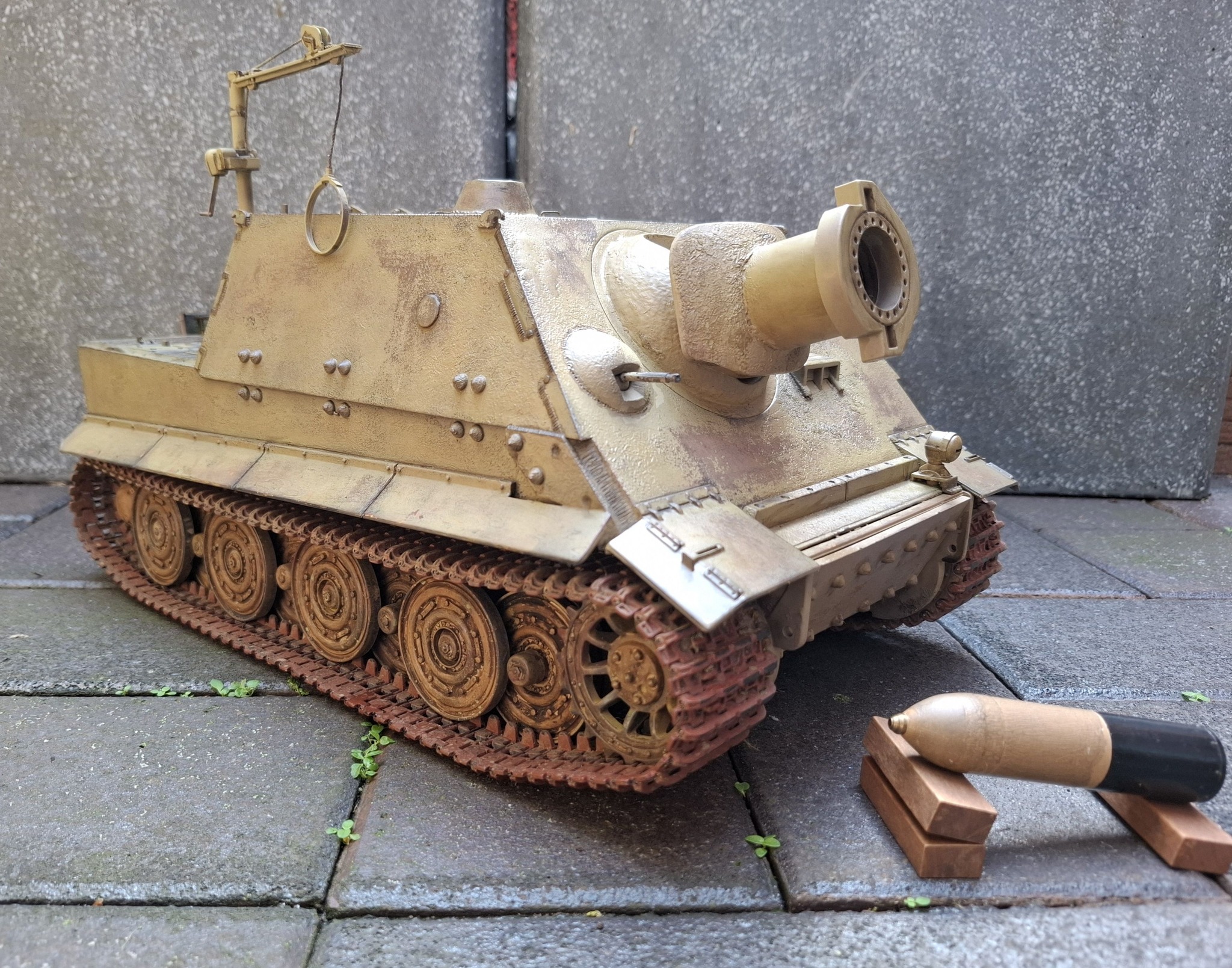 ◇🇲🇫AMX-30 キットをお手付きしています😅 ❋エレ―ル社 1:35スケール