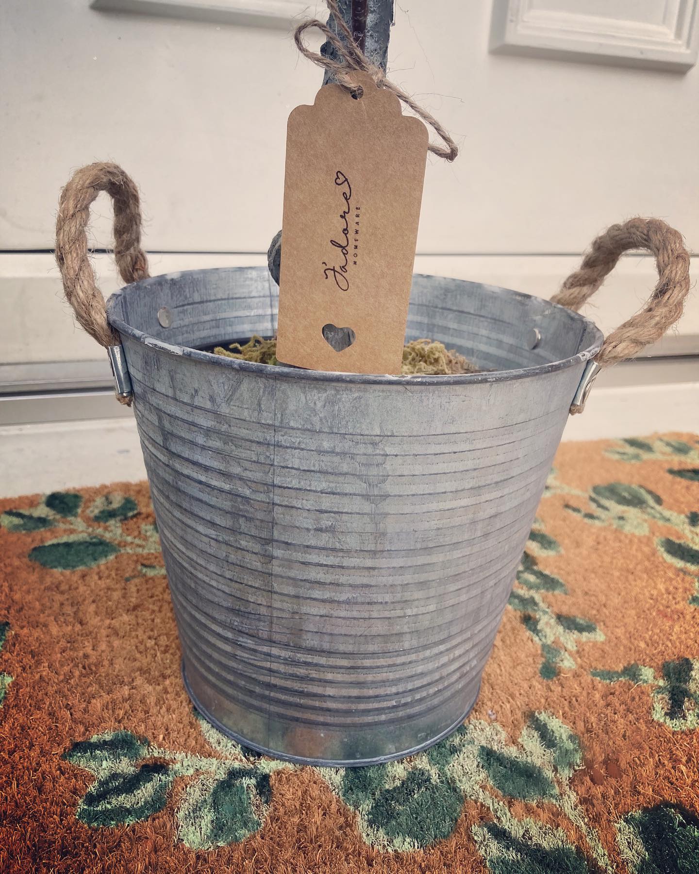 Our new rustic planter with jute rope... - J’adore homeware | Facebook