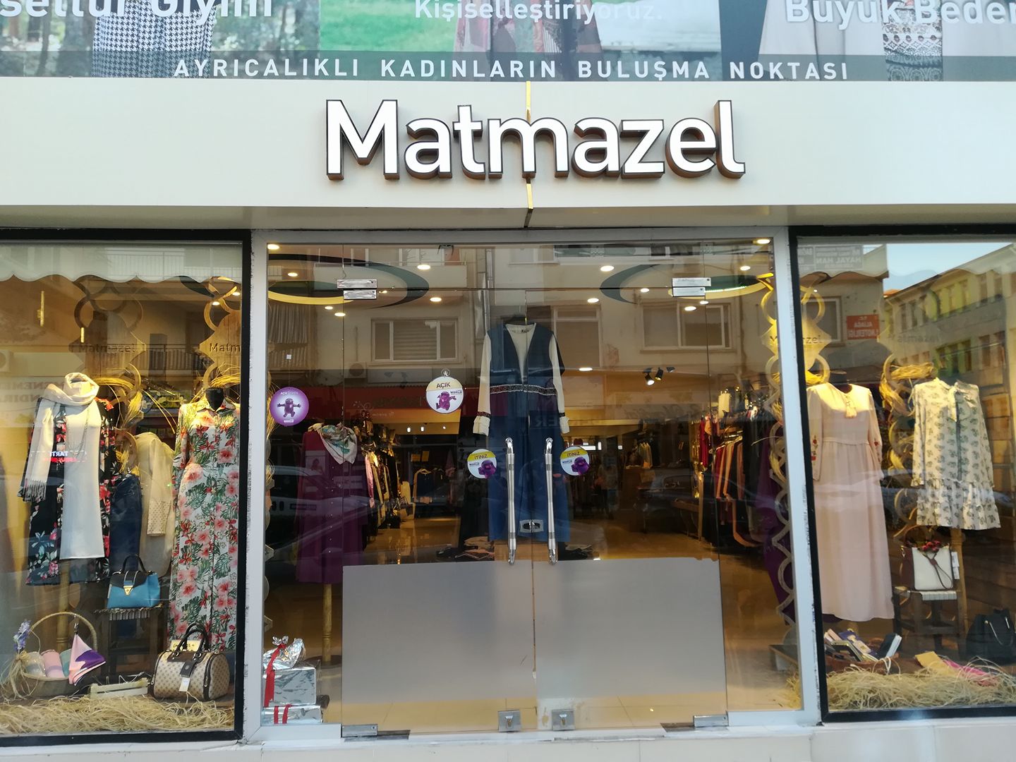 Matmazel Bayan Giyim Aliağa