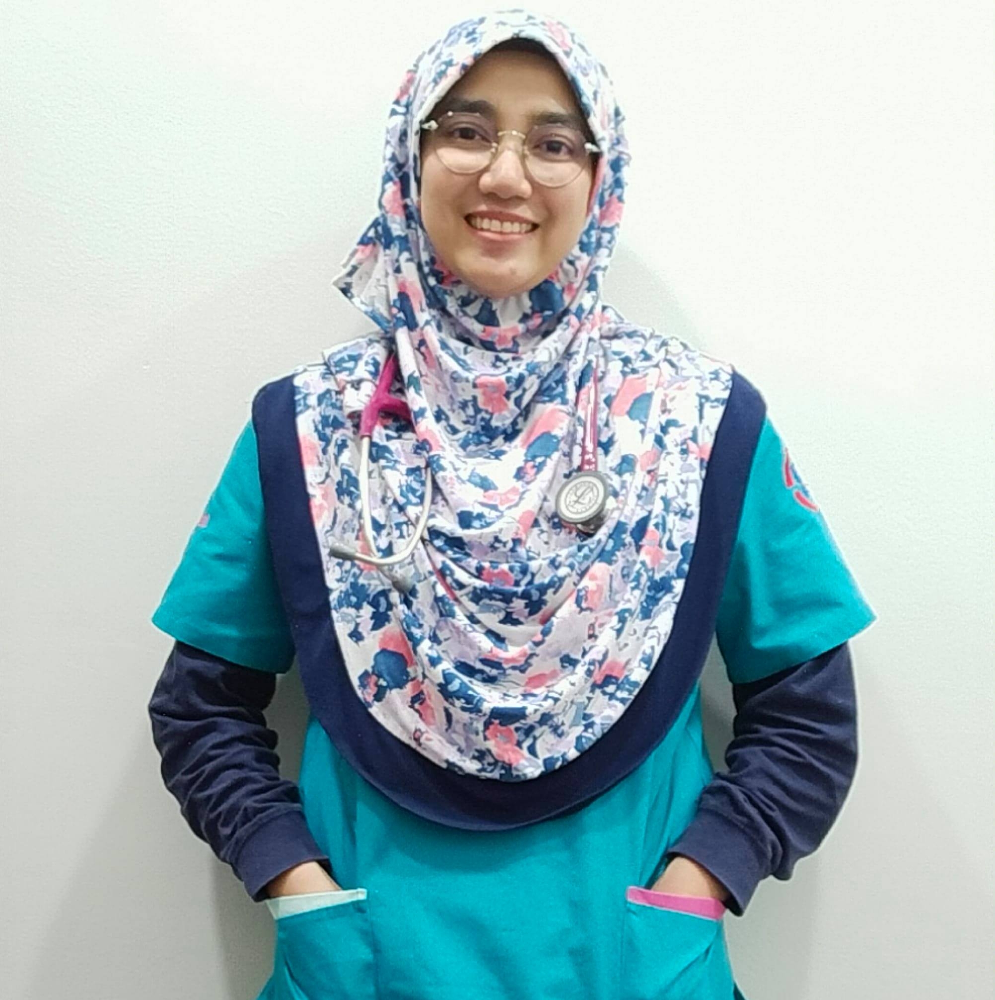 Dr. Syaimaa' Ismail