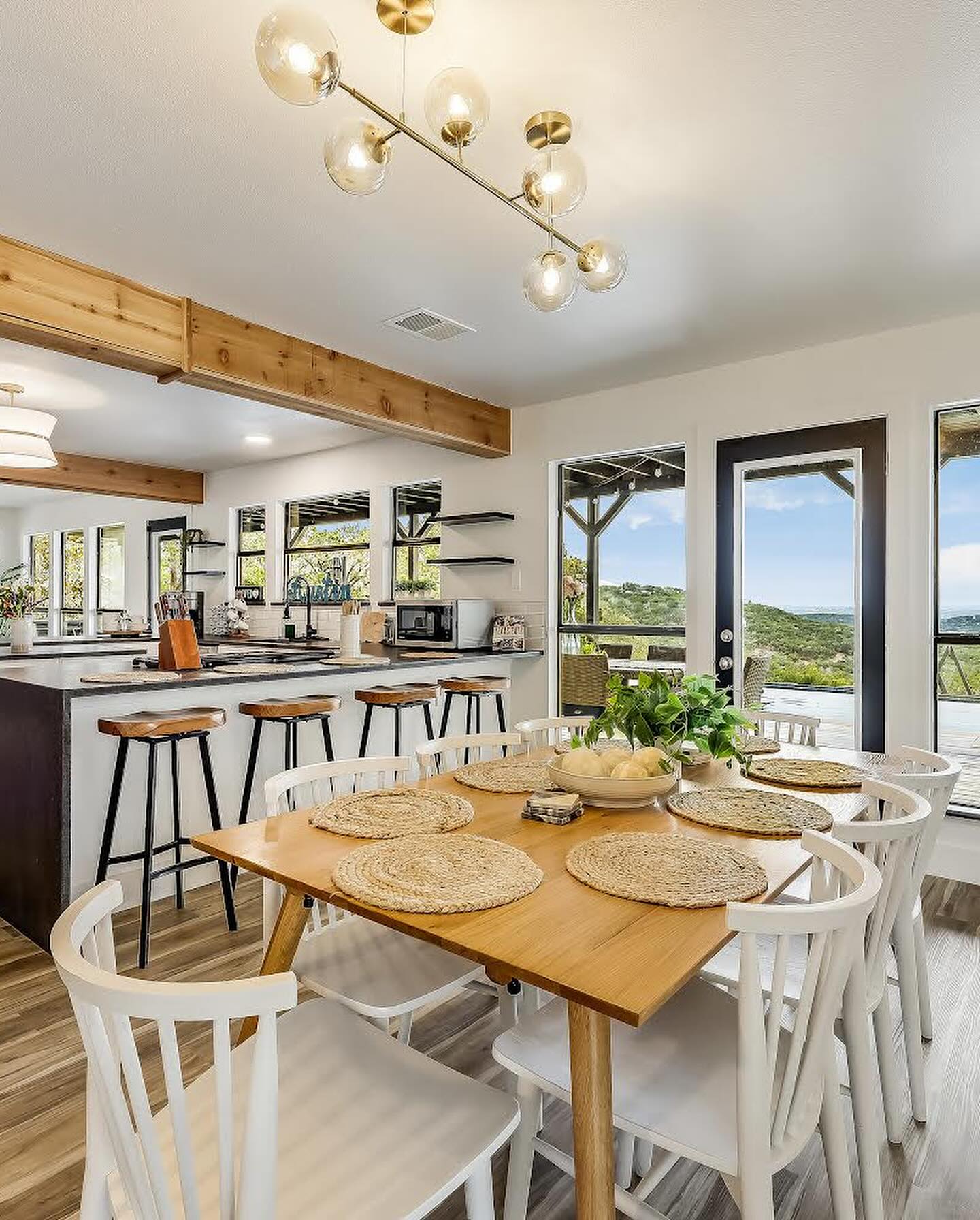 Pure Luxury Vacation Rentals | Austin TX