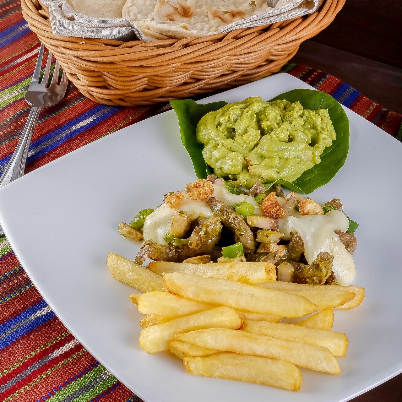 Patsy - Para el almuerzo un plato con carne a elección...