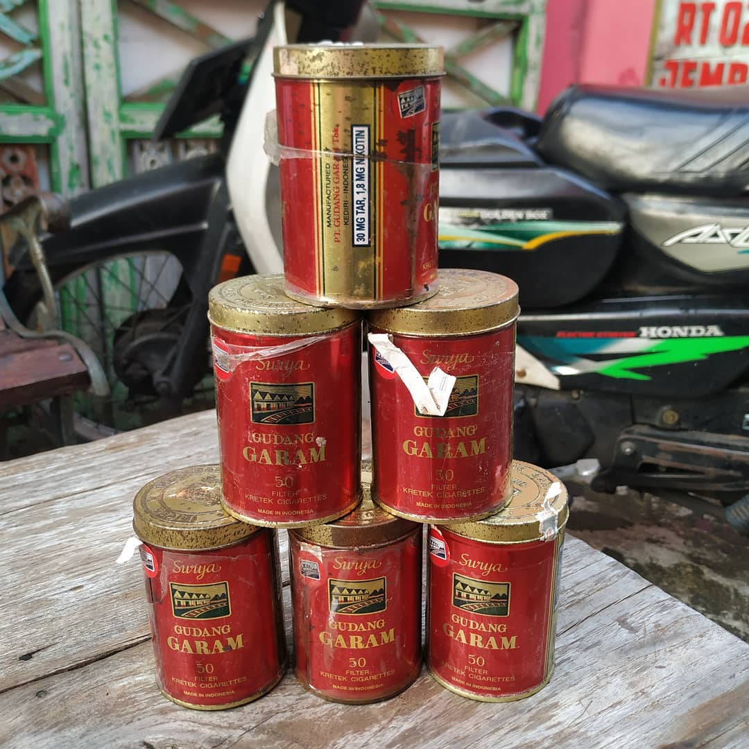 Kaleng Rokok isi 50 batang Masih blm... - Gallery D'alpoek | Facebook