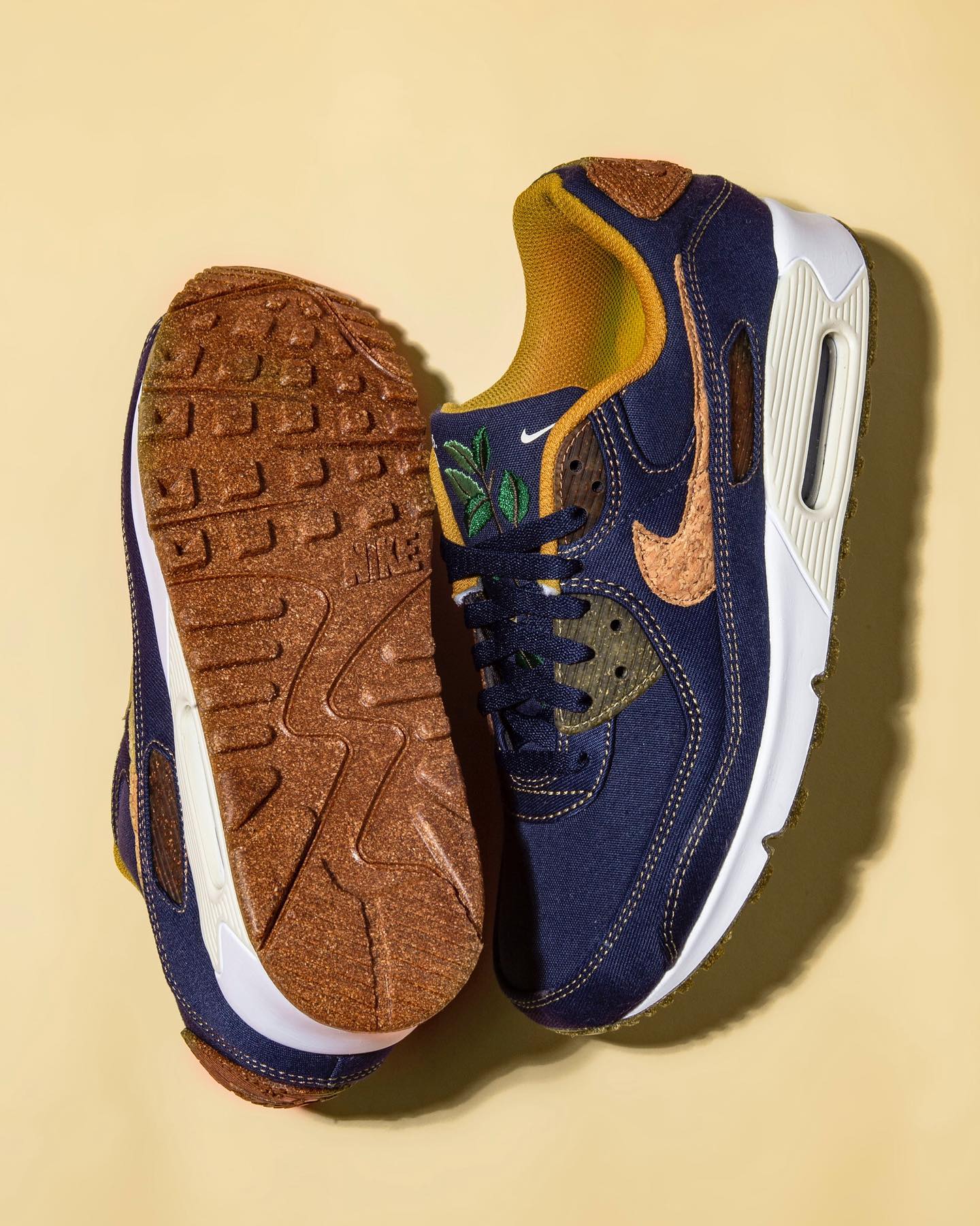 Nike Air Max 90 “Cork Obsidian” ?? meatpack.com ? #Nike #AirMax 