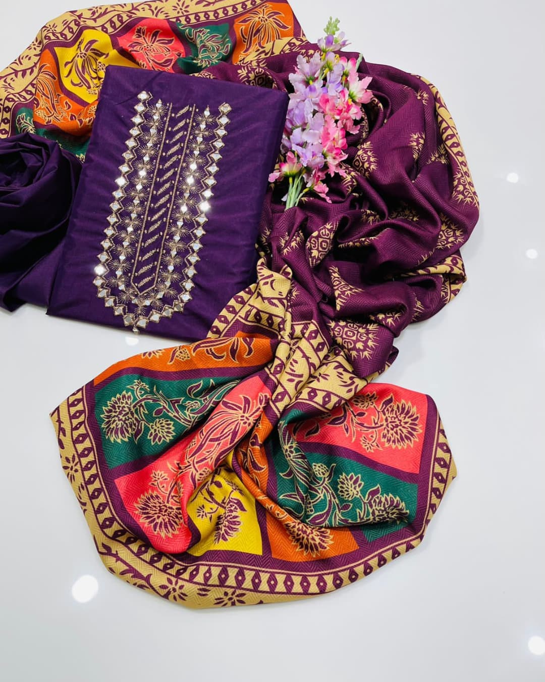 Azbaa Collection