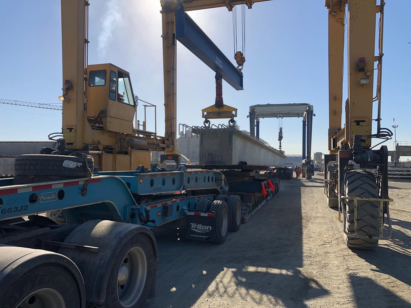 Loading out some 40m long box... - Con-Force Structures Ltd.