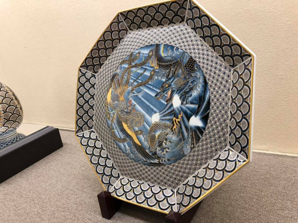 純プラチナ彩・セラミックの宝石 〈山本一洋の世界展〉 飾り壺、大皿