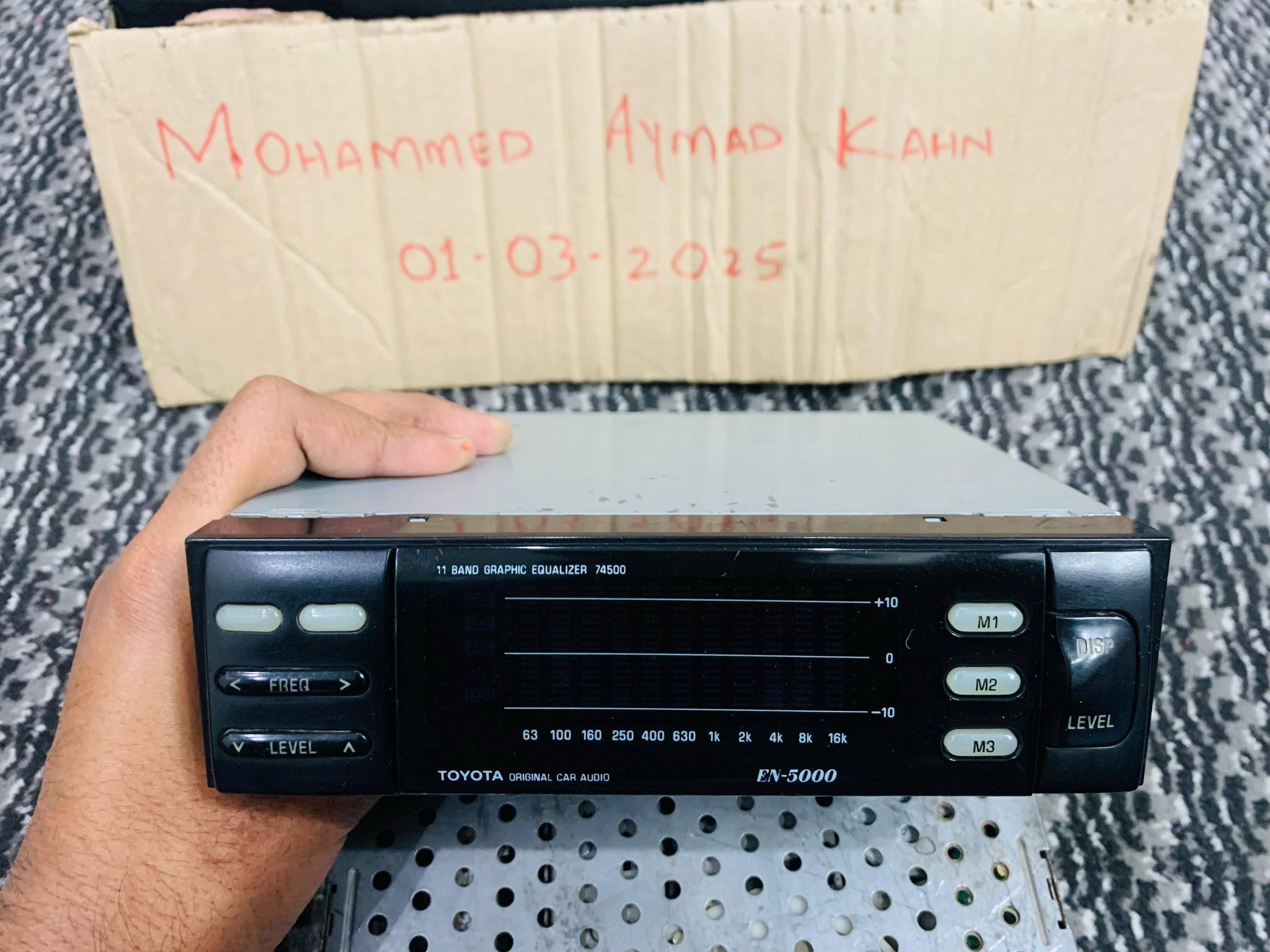 Toyota Oem JDM EN5000/74500 11 Band Graphic Equalizer with Toyota