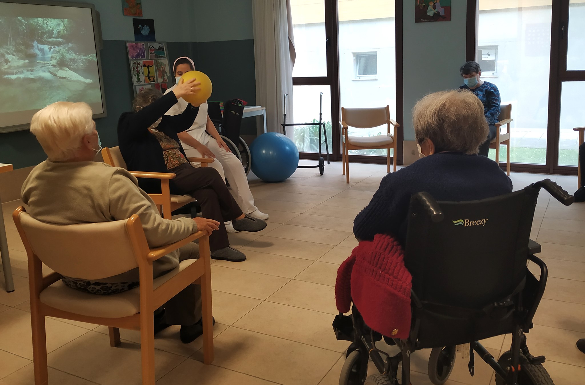 Fundación Adcor - Cada mañana activamos el cuerpo y la...