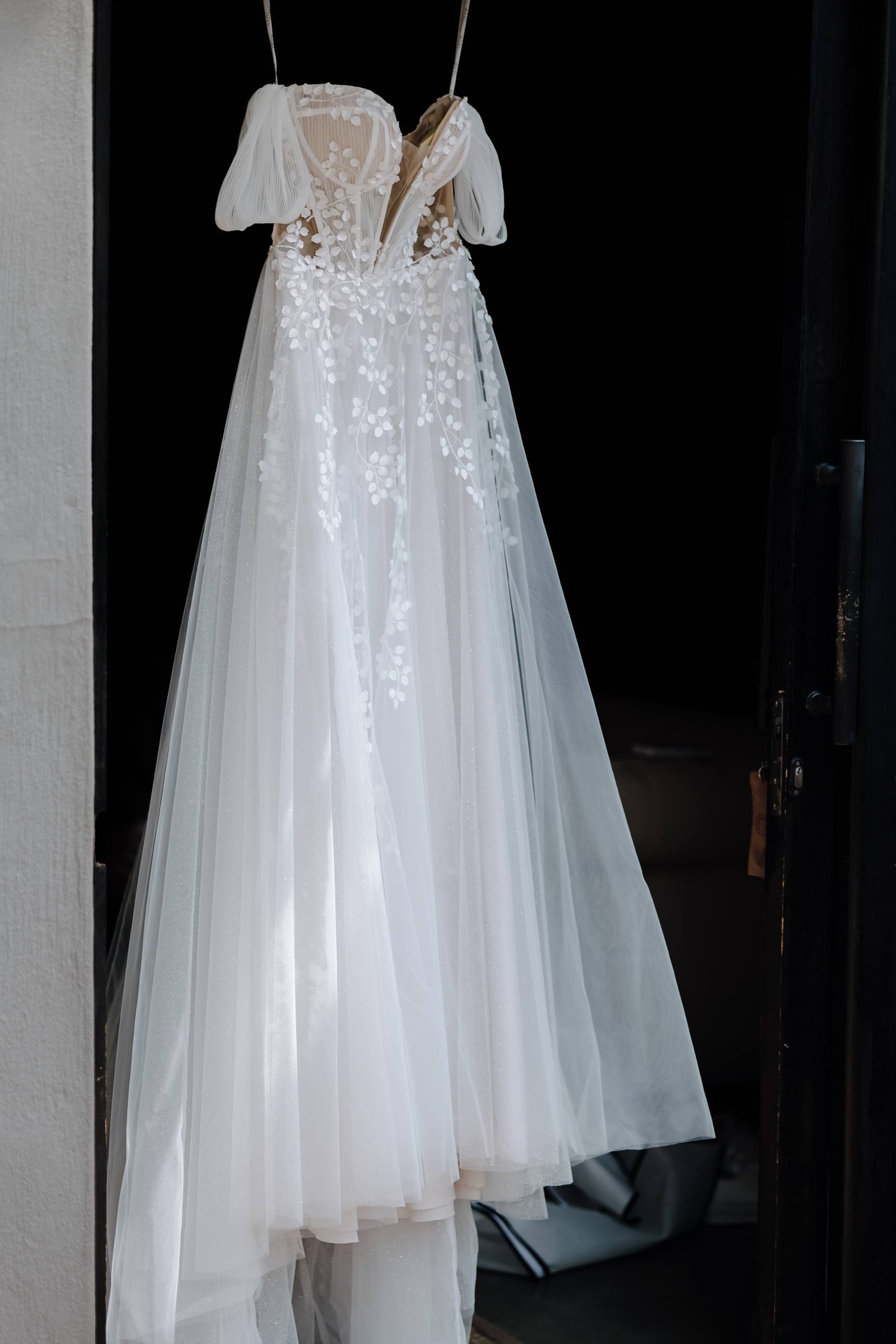 sell designer wedding dress Wedding Dresses | Bridal Gowns