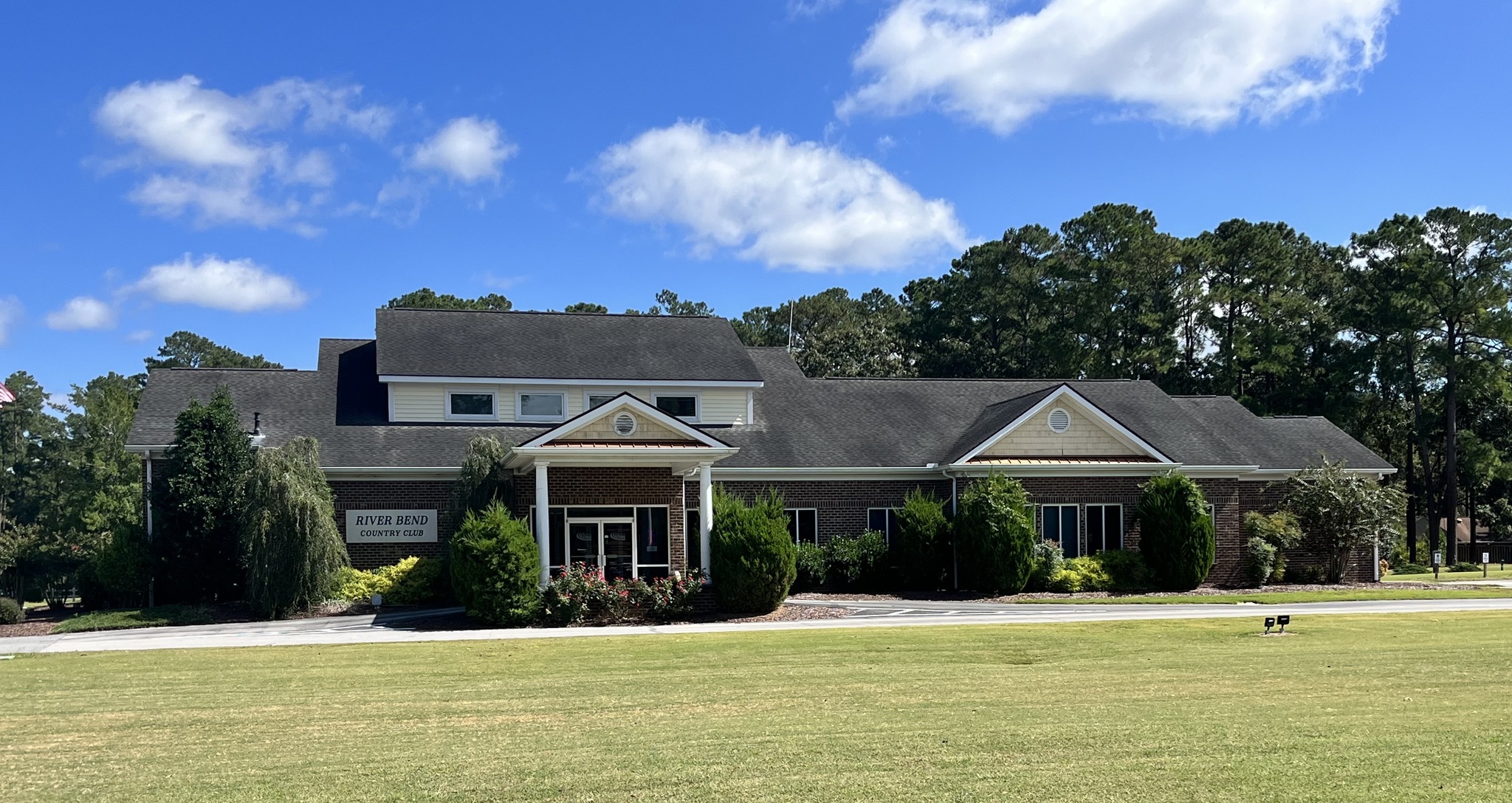 River Bend Golf & Country Club