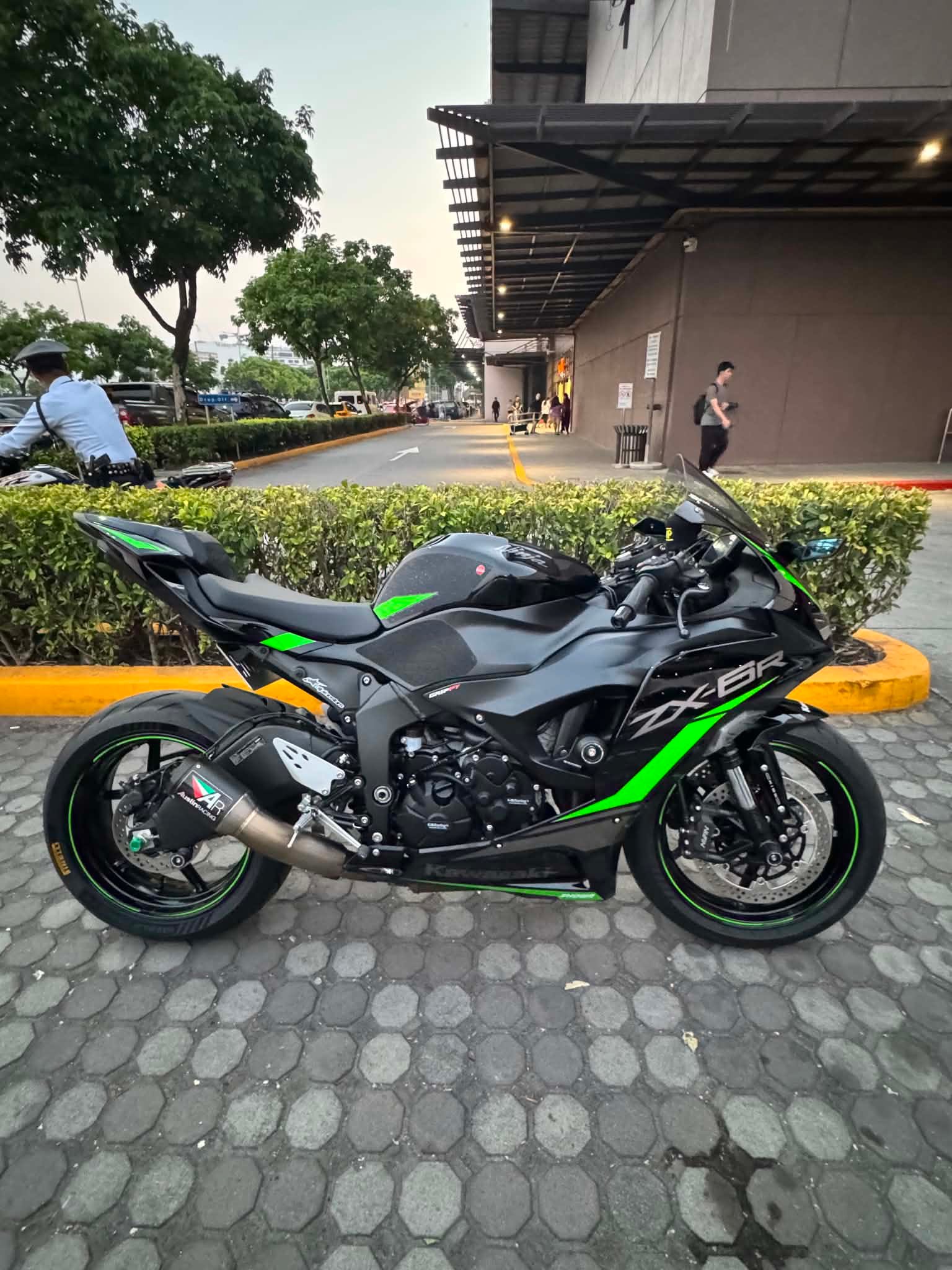 Kawasaki ZX-6R for sale (no swap)