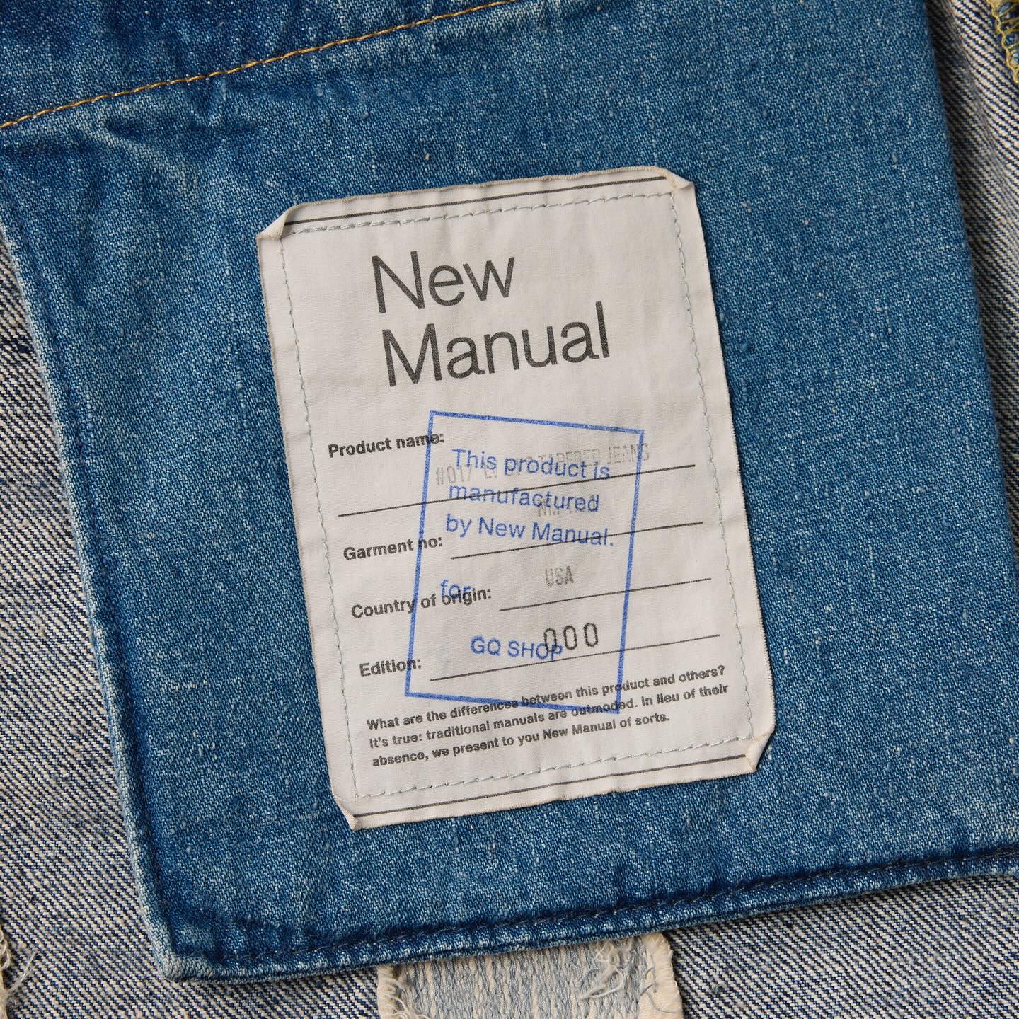 GQ SHOPの1周年を記念し、New Manualとのコラボレーションによる別注 