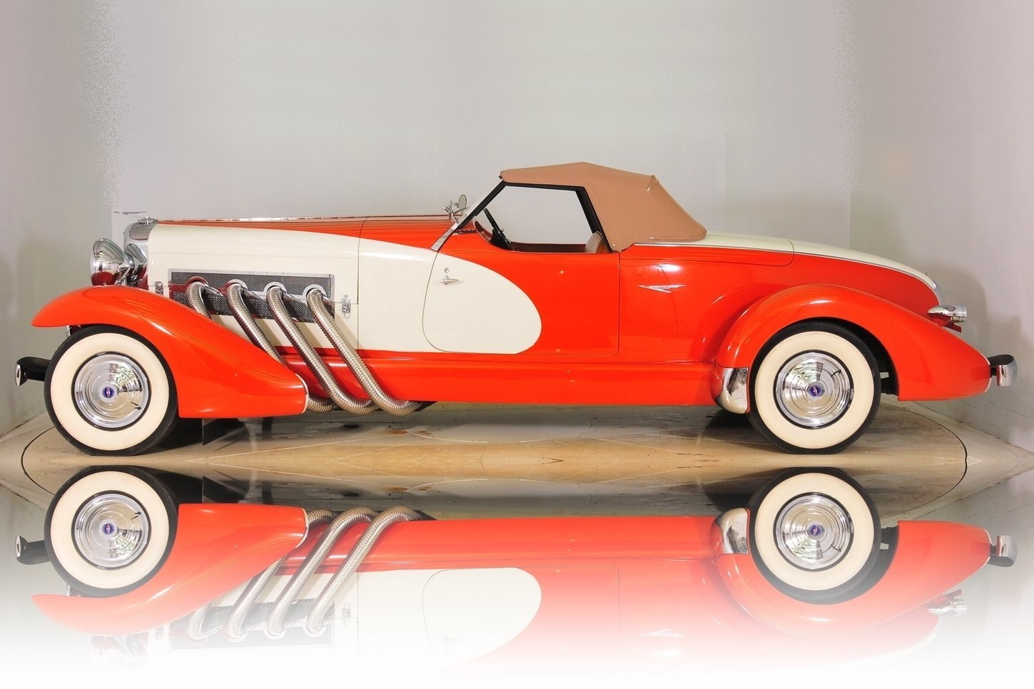 1933 – Duesenberg Model SJ Boattail Speedster 🔥🇺🇸
