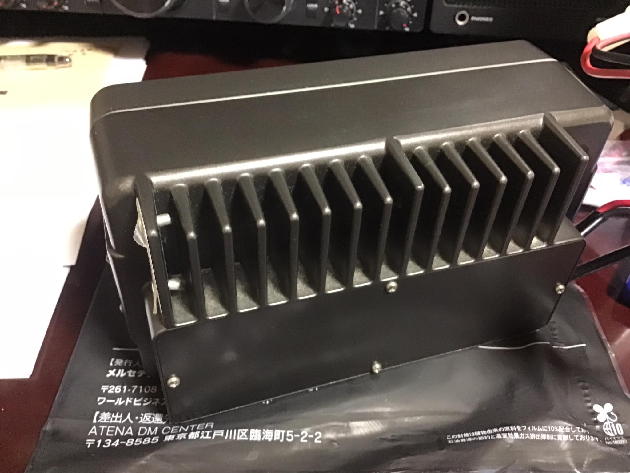 またこんなものをヤフオクで入手。 幻の無線機シリーズで紹介した