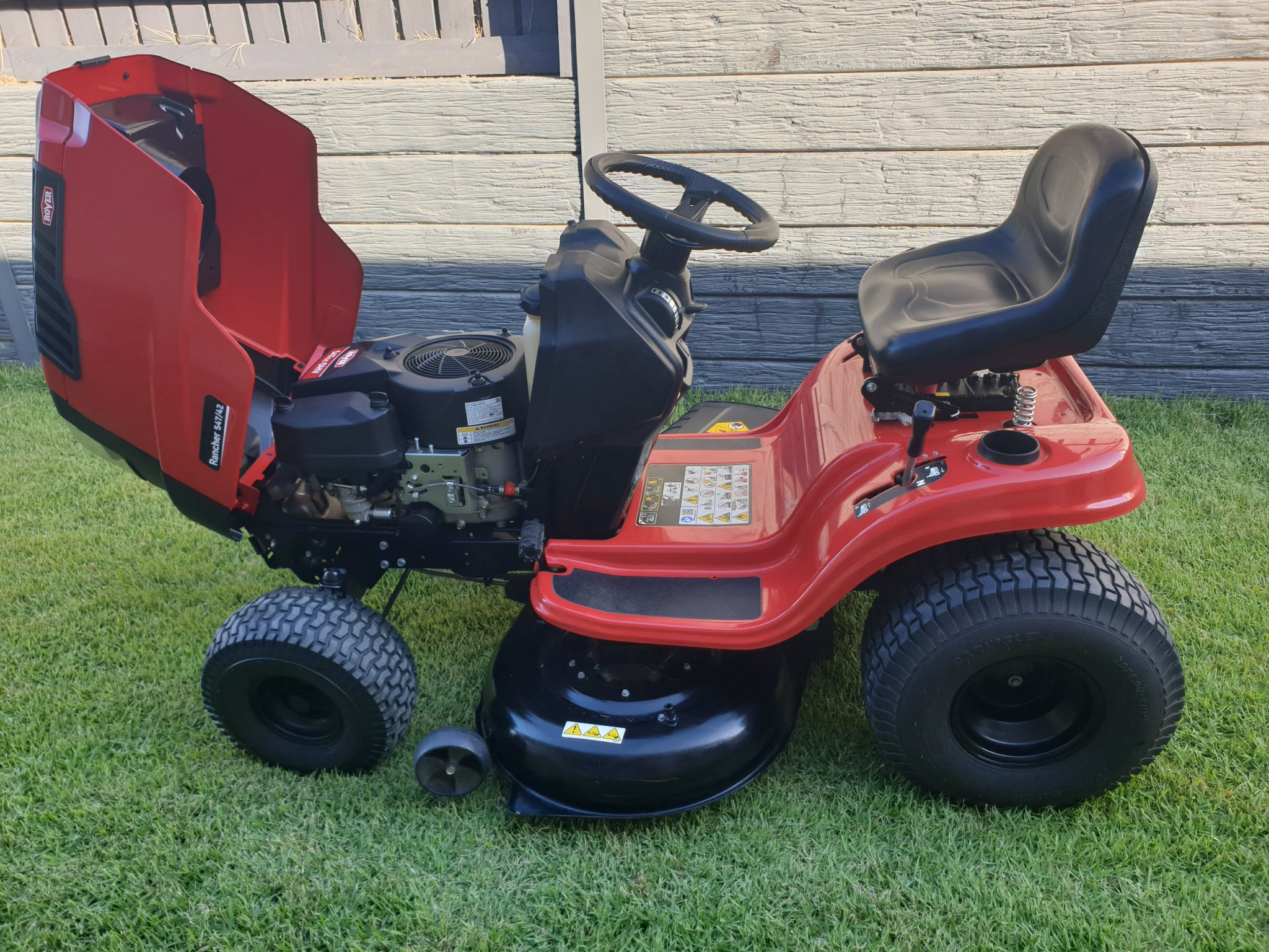Rover Rancher 547/42 Ride on Mower - Lawn Mowers - Narangba, Queensland ...
