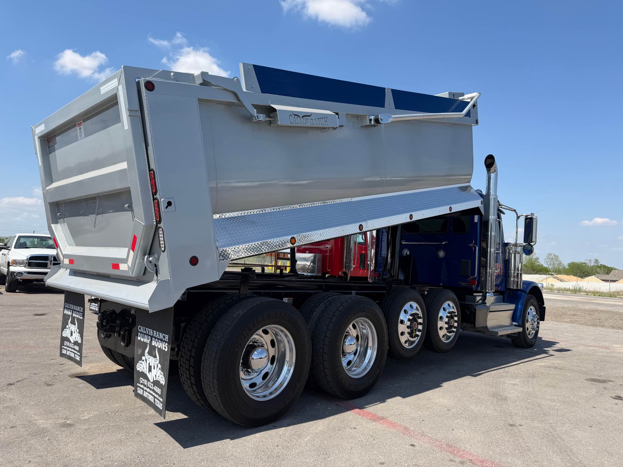 2026 Calvis Ranch Half round demolition Haordox - Commercial Vehicles ...