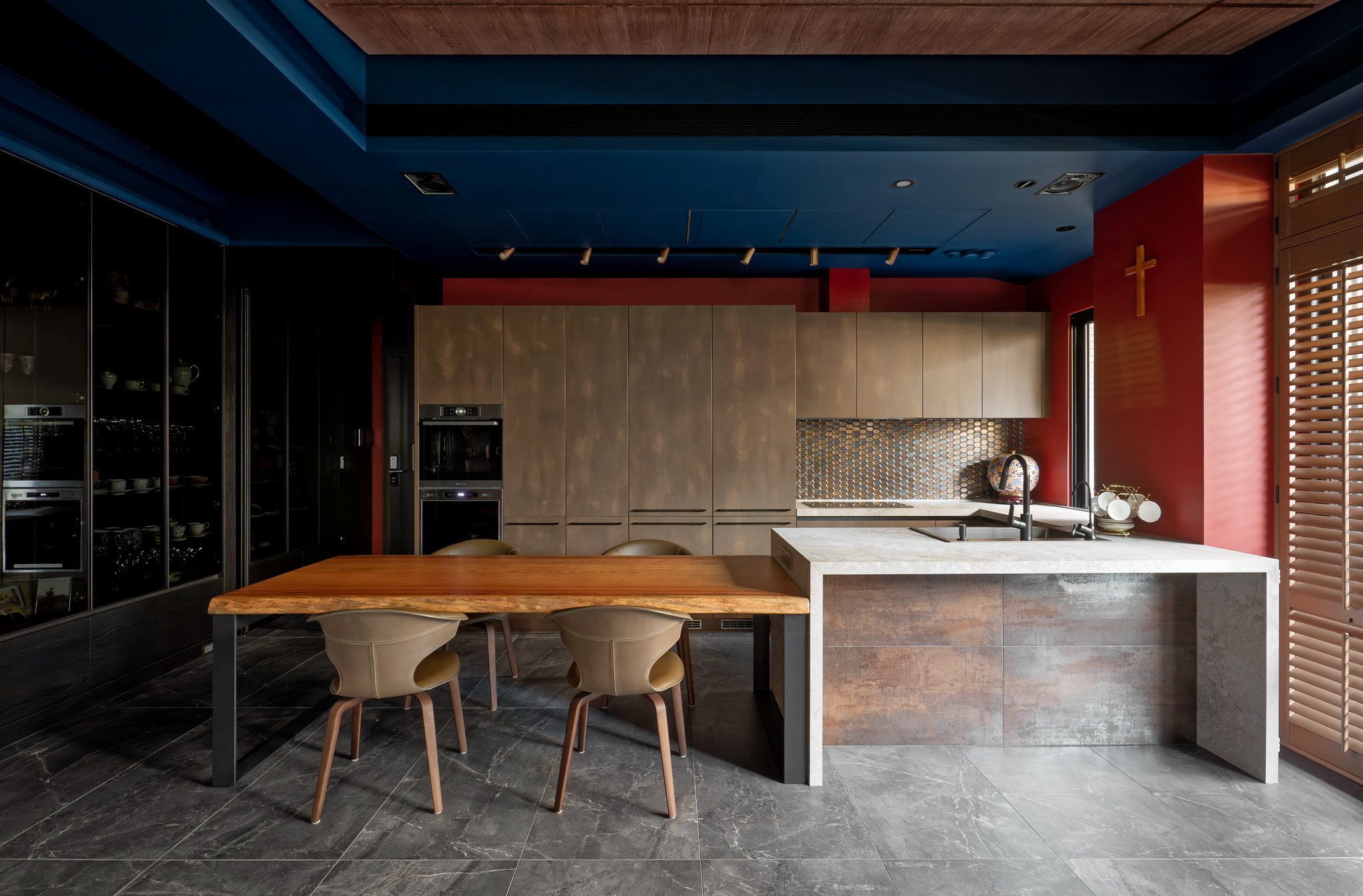 HOME DELUXE 弘第 - LEICHT #KitchenDesigningCases @Taipei...
