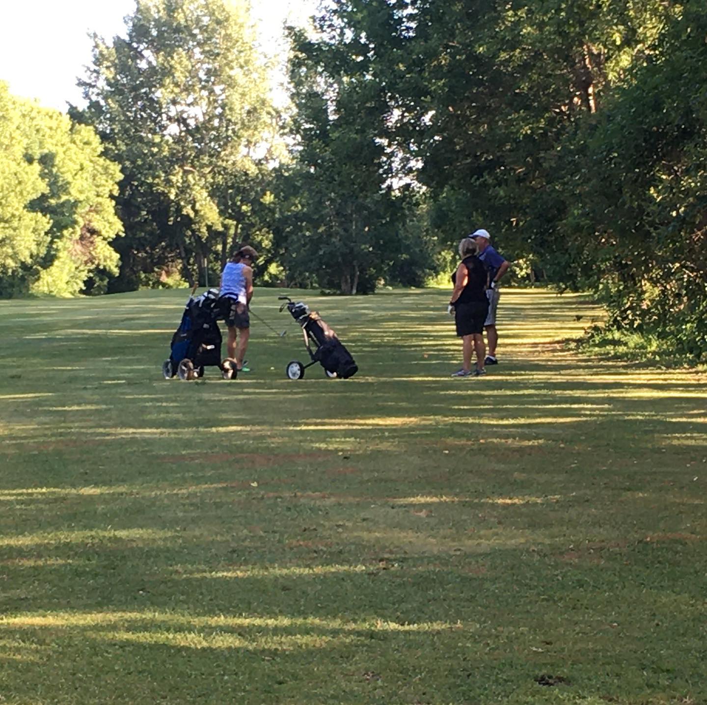 Valley Road Par 3 Golf | Saskatoon SK