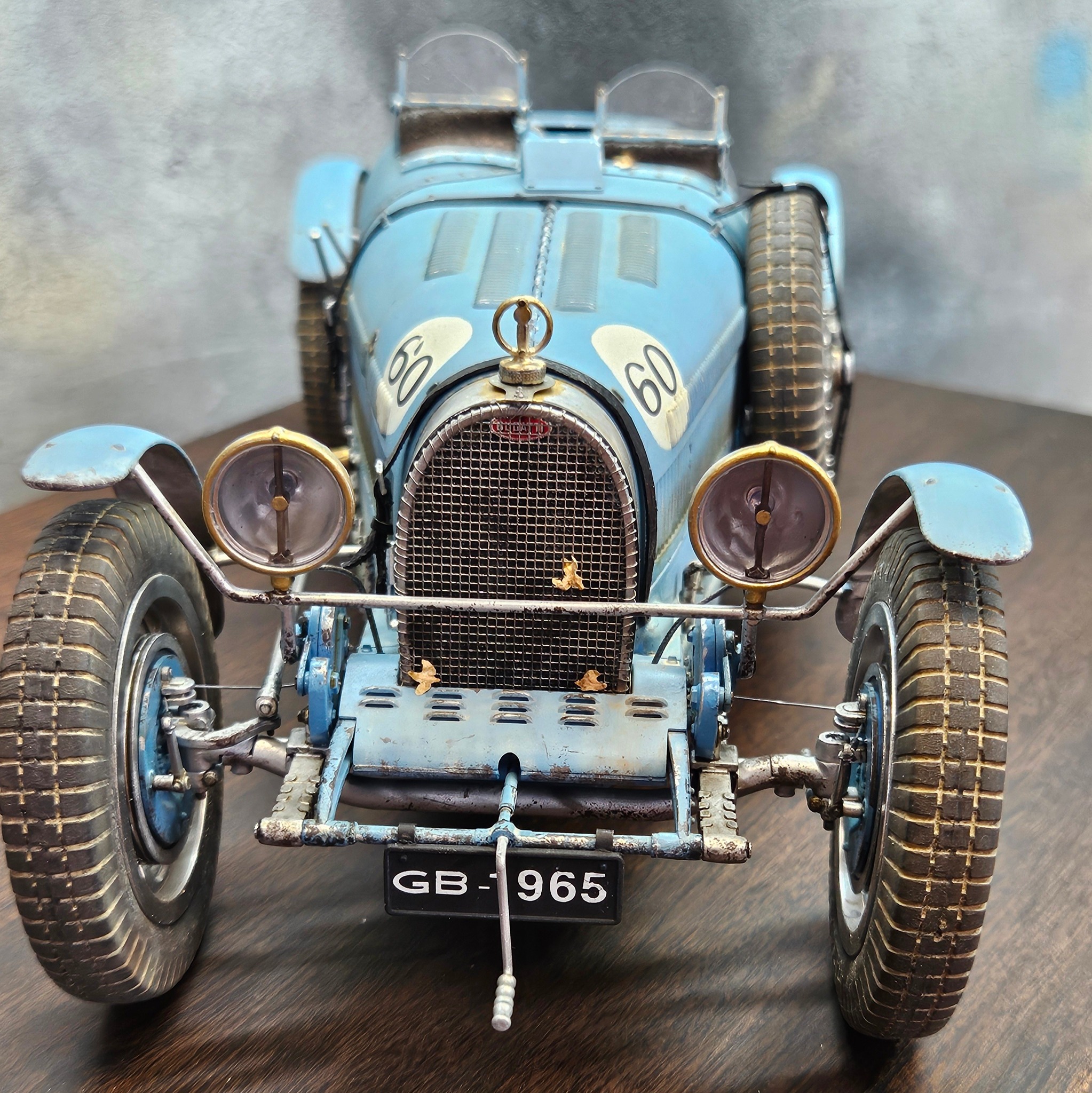 Italeri's 1/12 Bugatti B35 Roadster model build
