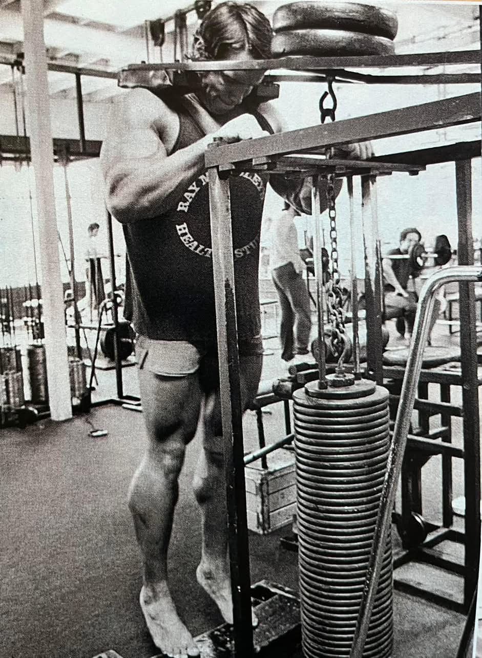 Roger Stewart is known for his legs and incredibly developed calves.