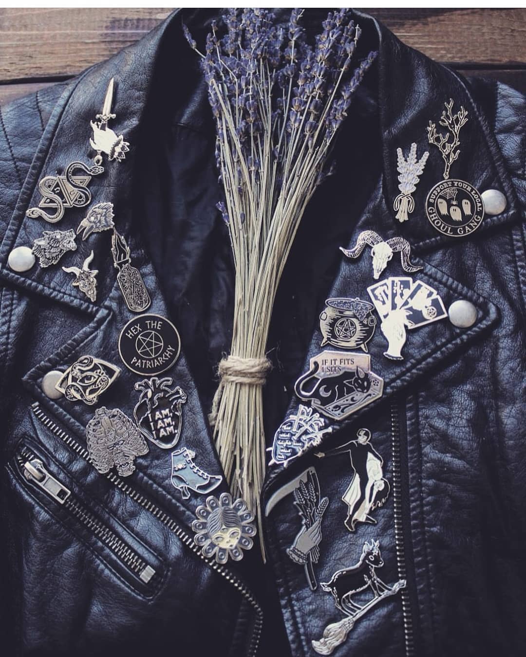Jess Hrycyk Illustration - Magikal adorned pin armour, from the wicked ...