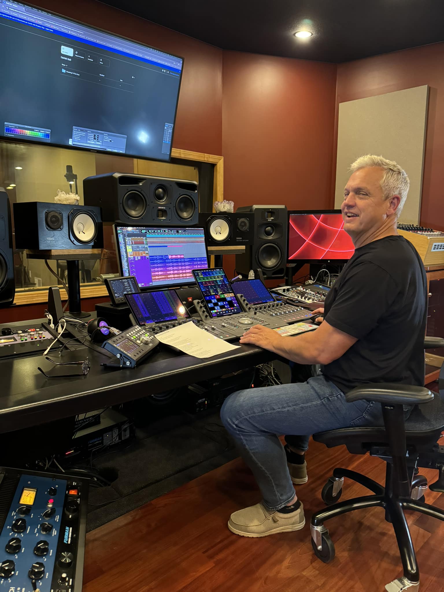 Daniel - 😅 working with the one and only Darren Rust today on some new ...