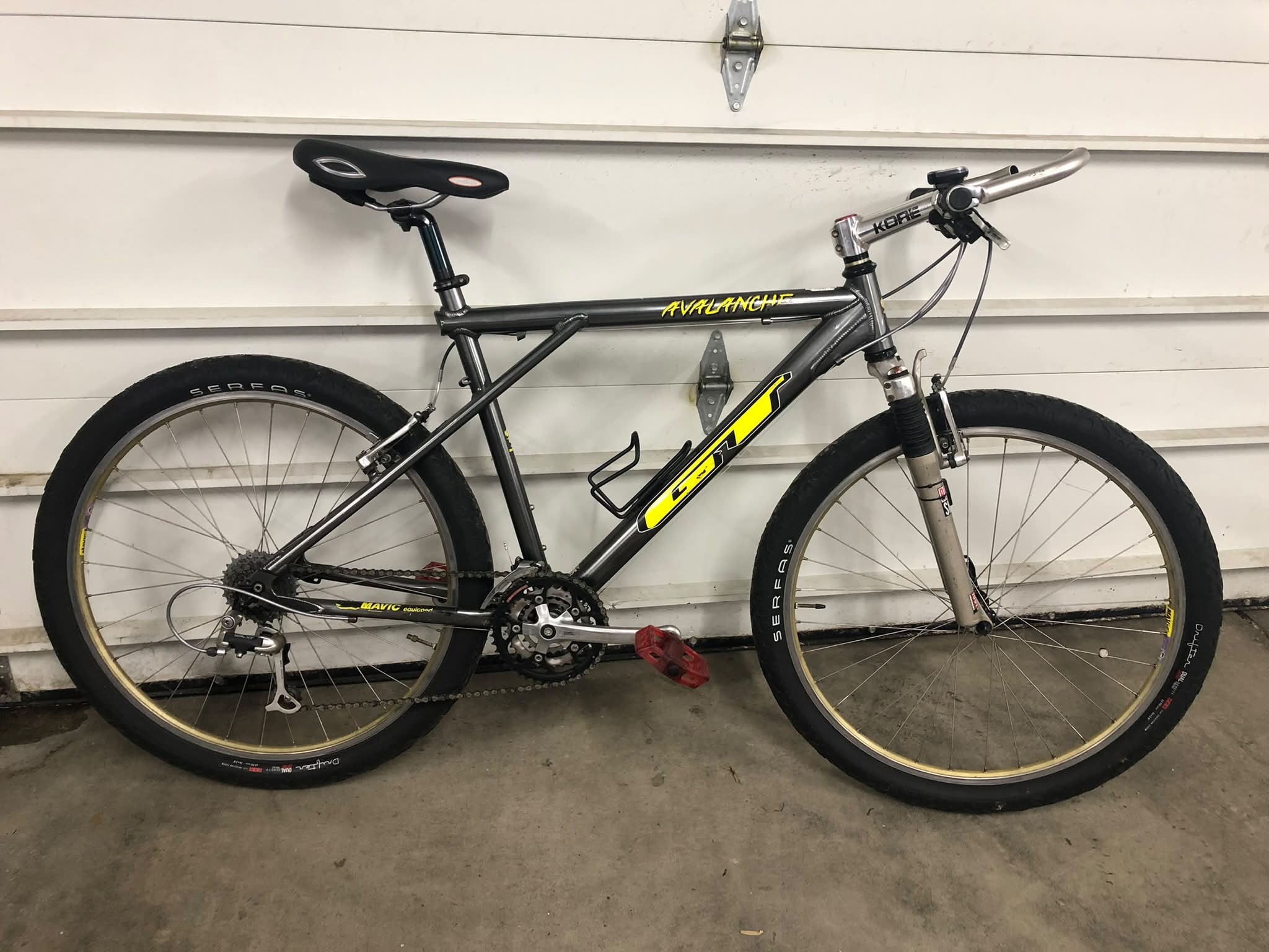 1996 GT Avalanche mountain bike with Judy XC fork and XT upgrades
