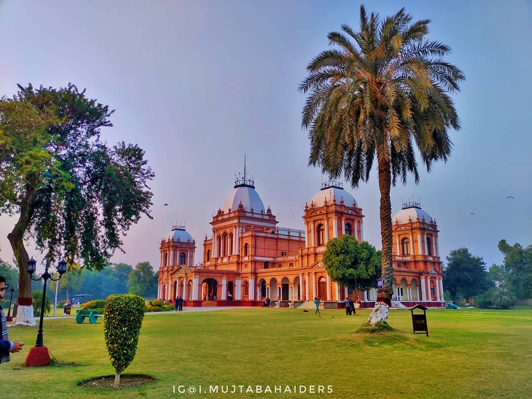 Mujtaba Haider - Noor Mahal (Urdu: نور محل‎) is a Pakistan...