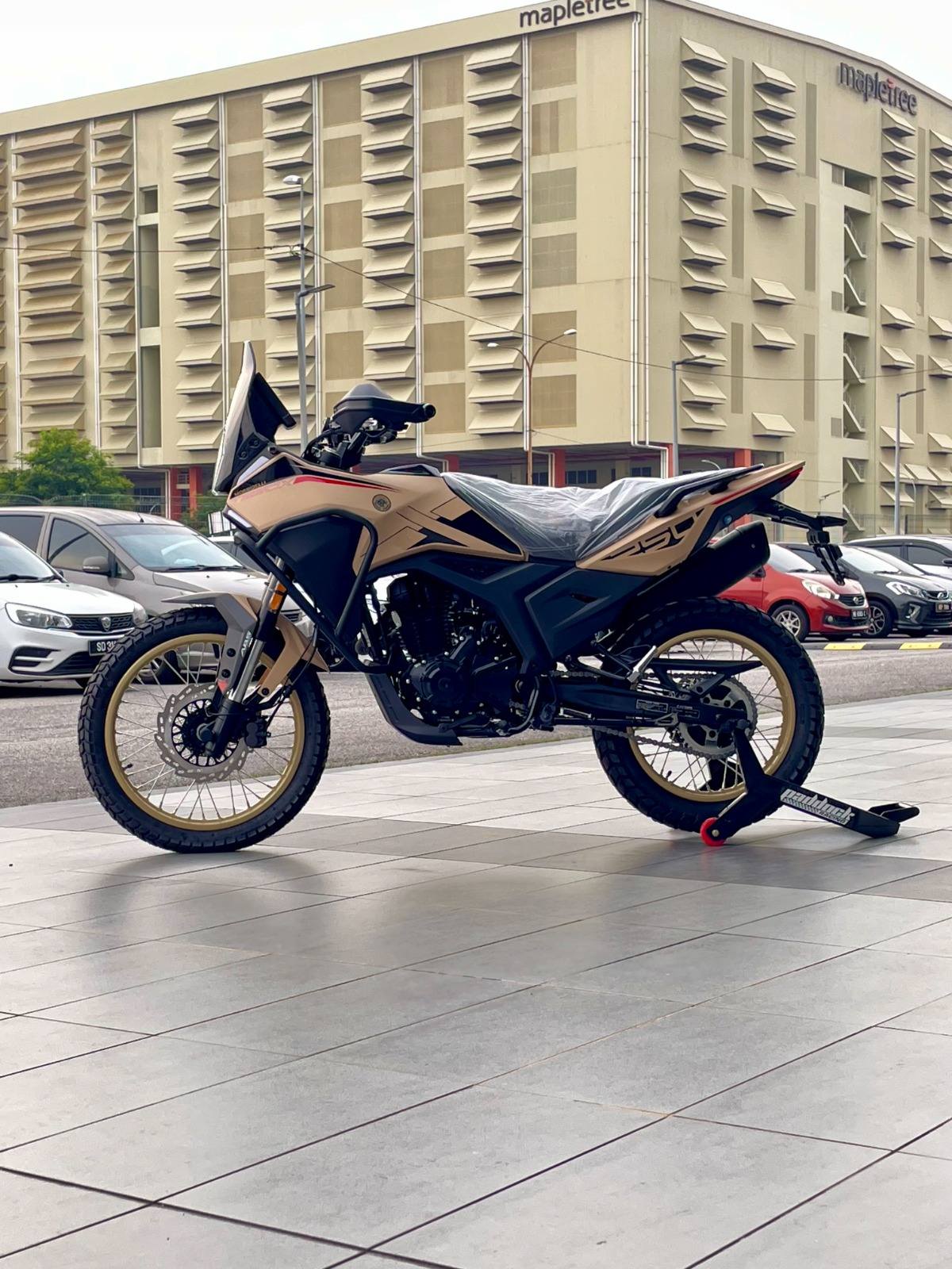 249cc SOHC EFI Engine -Agile Lightweight Design at 154KG Equipped