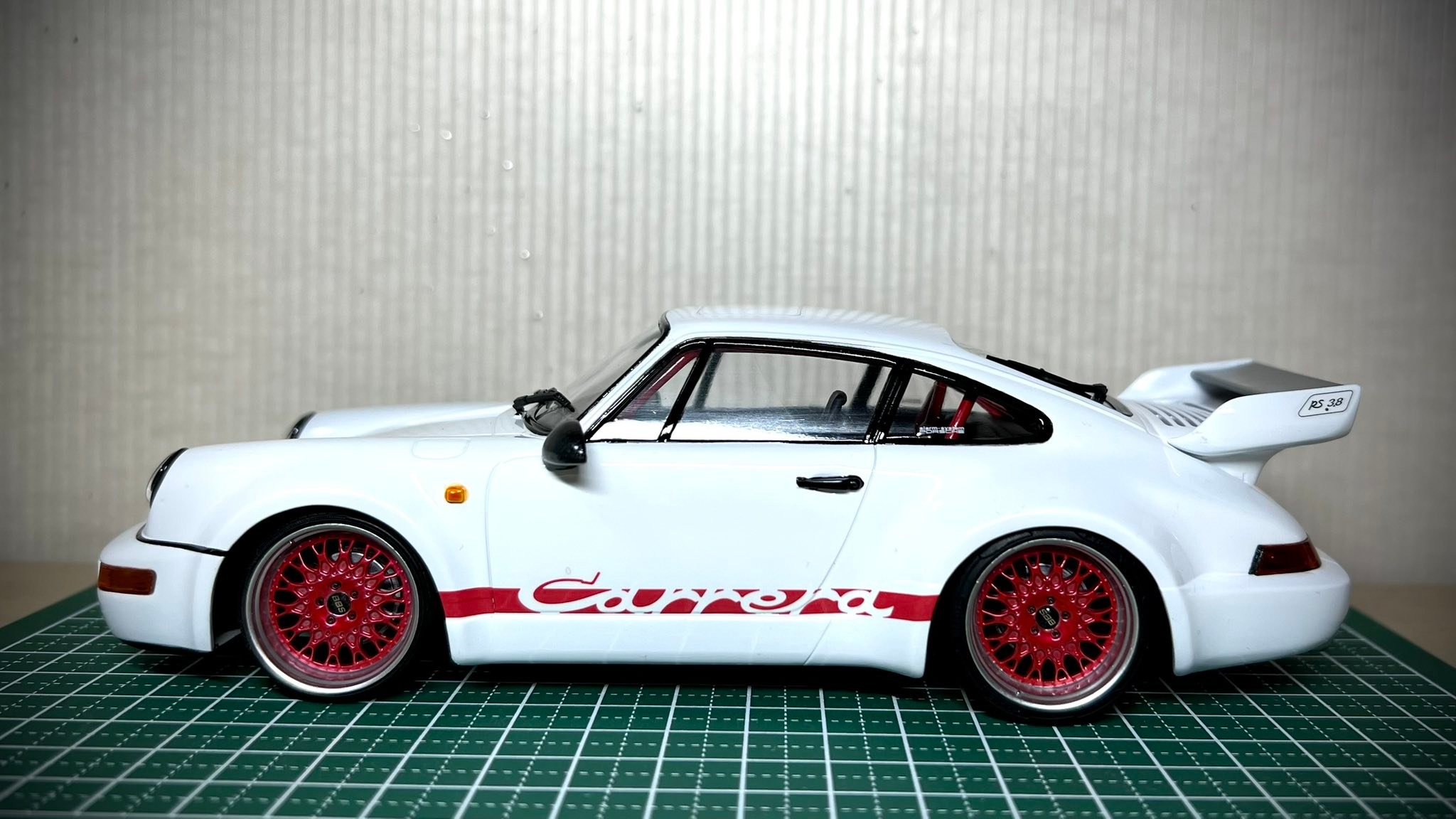 フジミの911カレラ3.8RSRもやっと完成！ やはり、