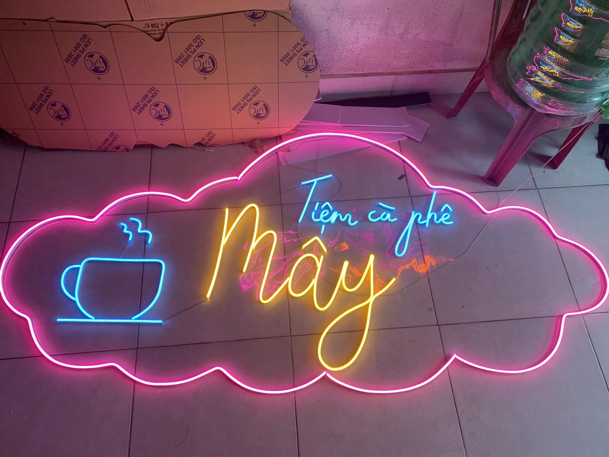 Tấn Phát - Chuyên tư vấn thiết kế đèn led neon bảng hiệu