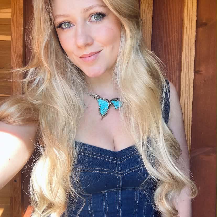 Shalynn Daniels - Shalynn Daniels updated her profile picture.