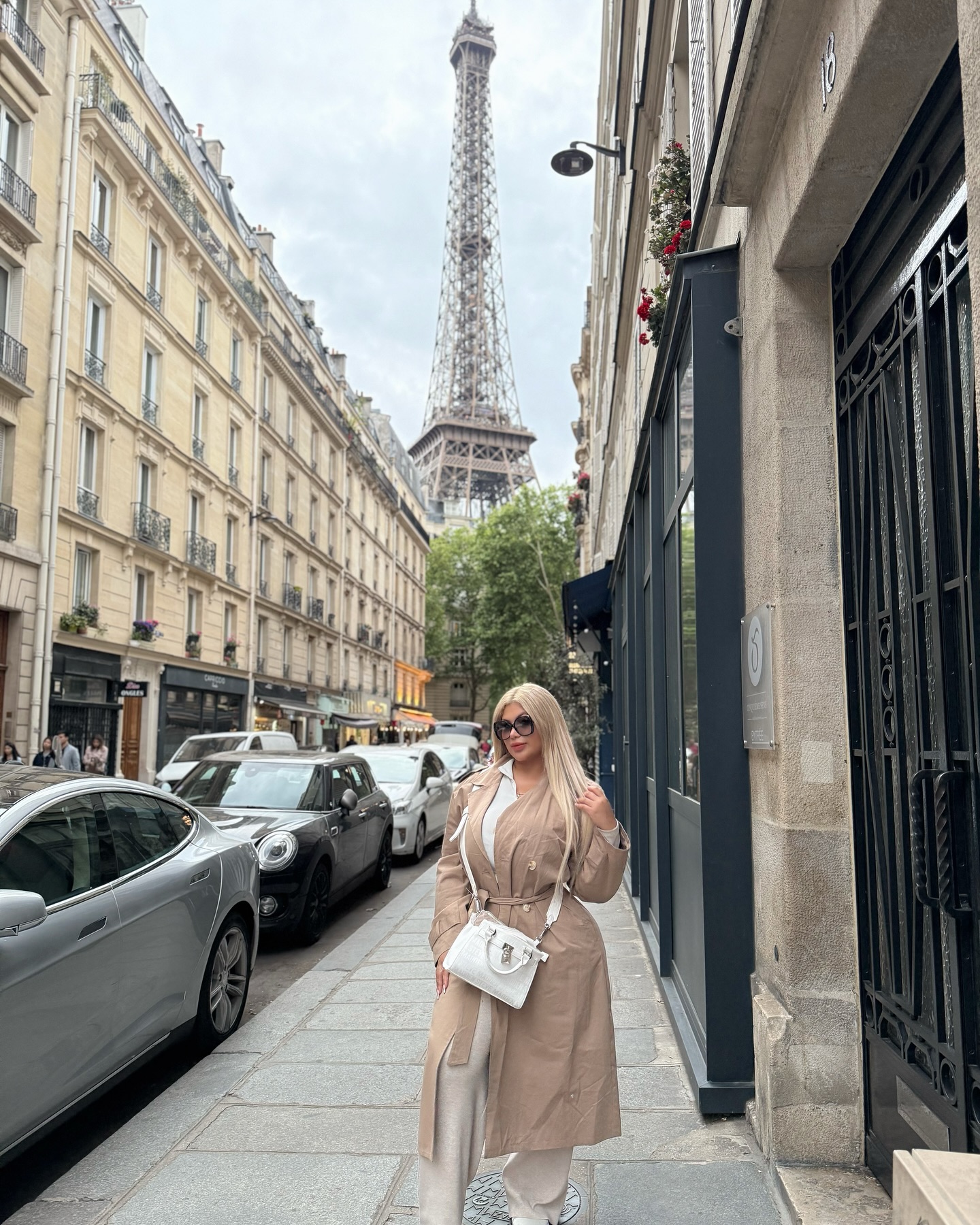 naomi-verde-naomi-verde-added-a-new-photo-at-paris